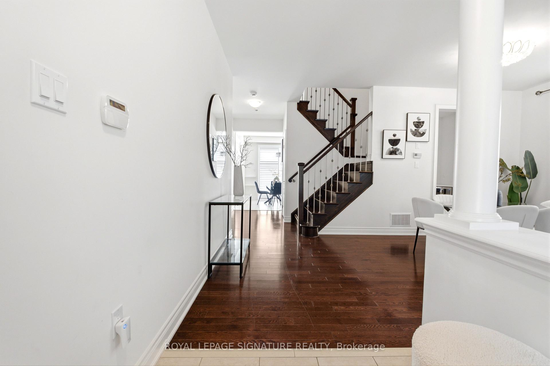 Photo 4 of 22 Northcastle Crescent, Whitby, Brooklin — HOMEH