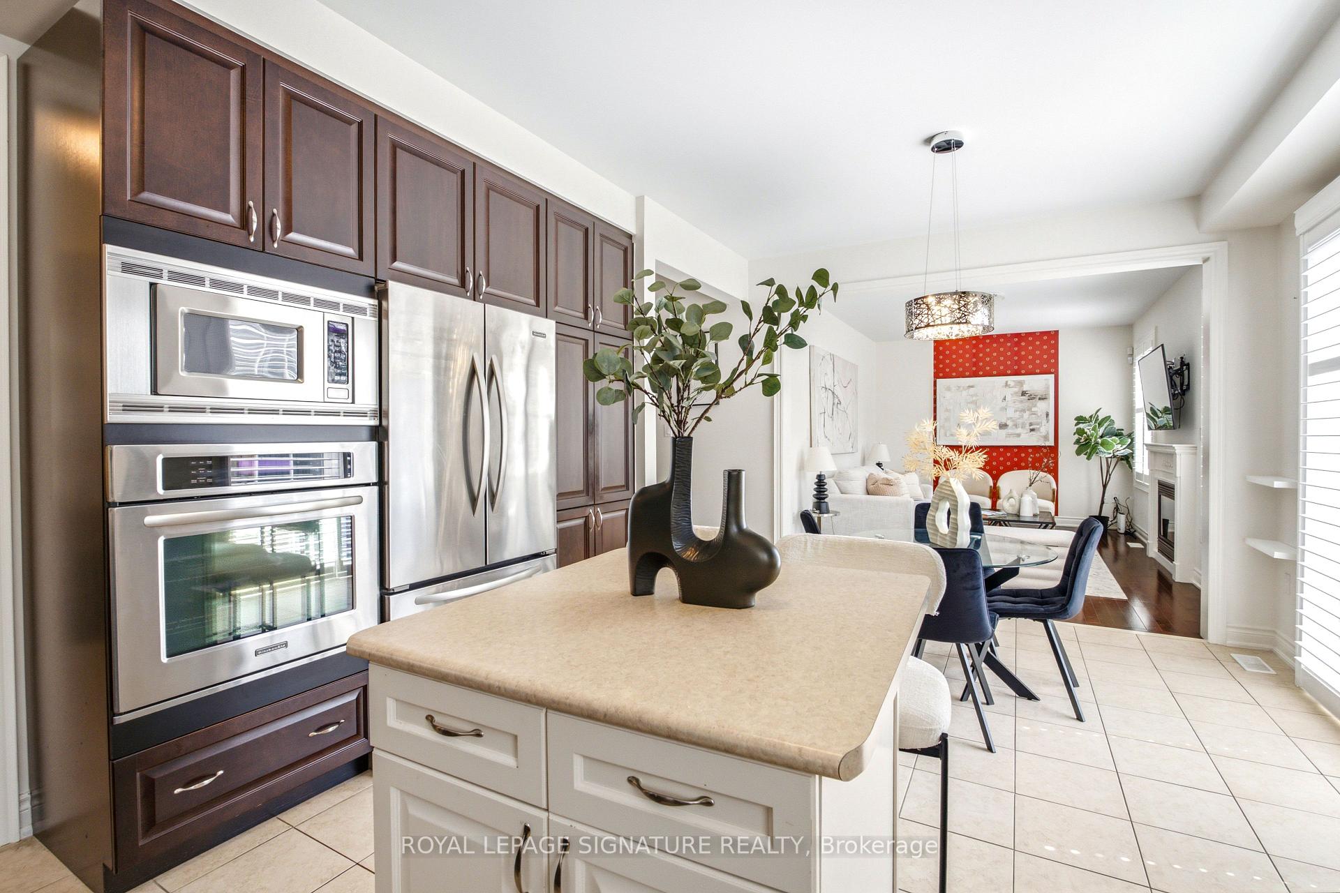 Photo 15 of 22 Northcastle Crescent, Whitby, Brooklin — HOMEH