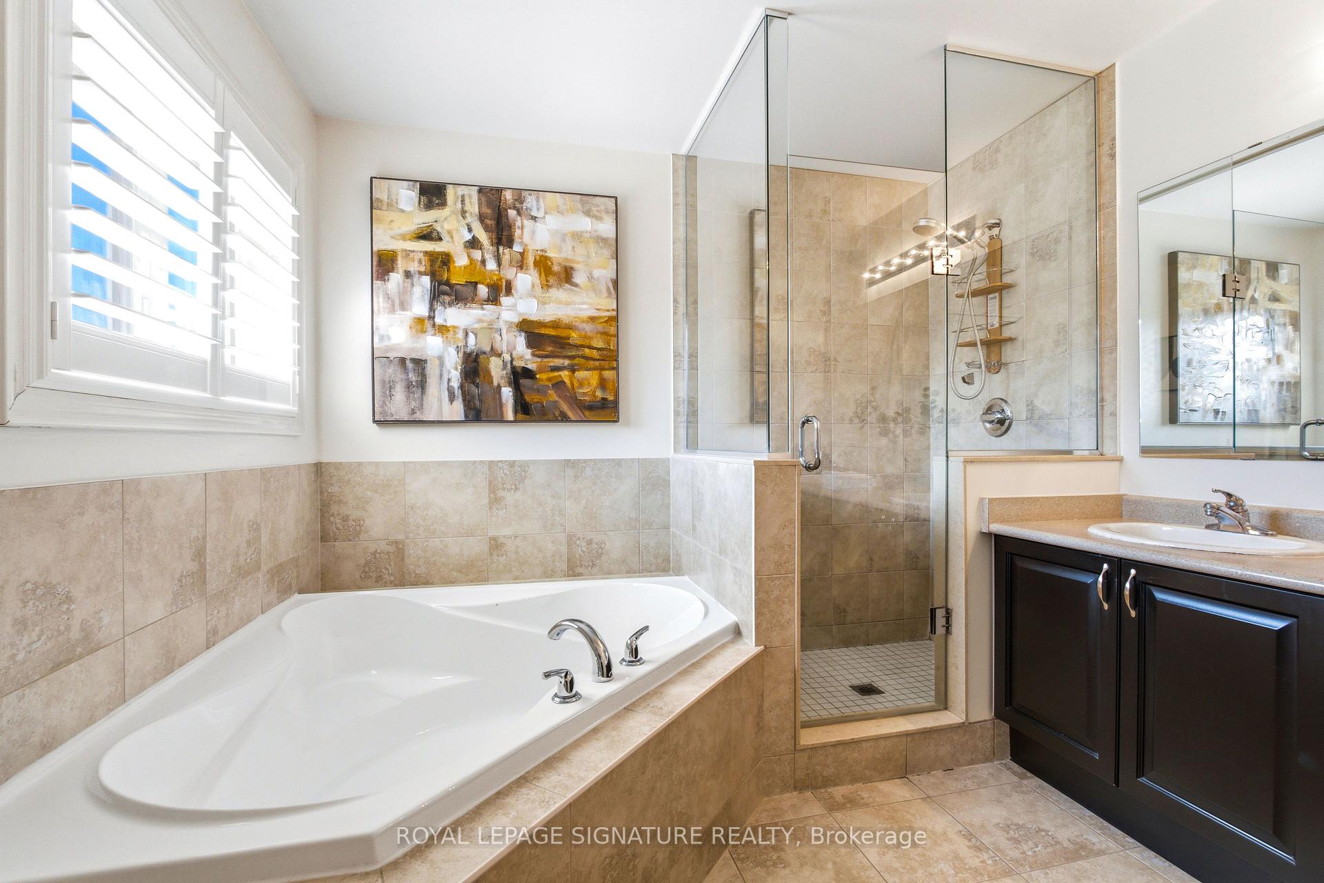 Photo 24 of 22 Northcastle Crescent, Whitby, Brooklin — HOMEH