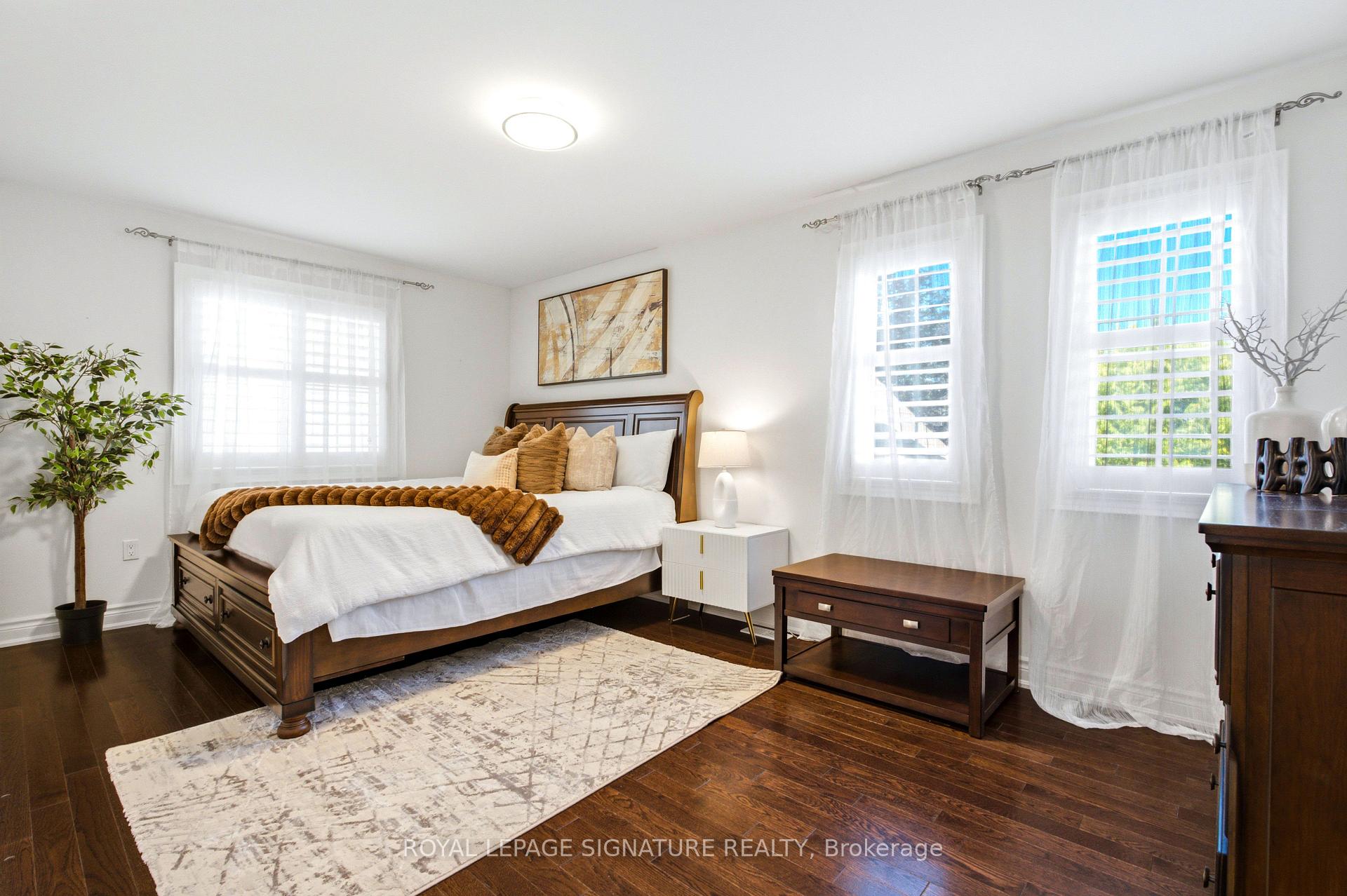 Photo 28 of 22 Northcastle Crescent, Whitby, Brooklin — HOMEH