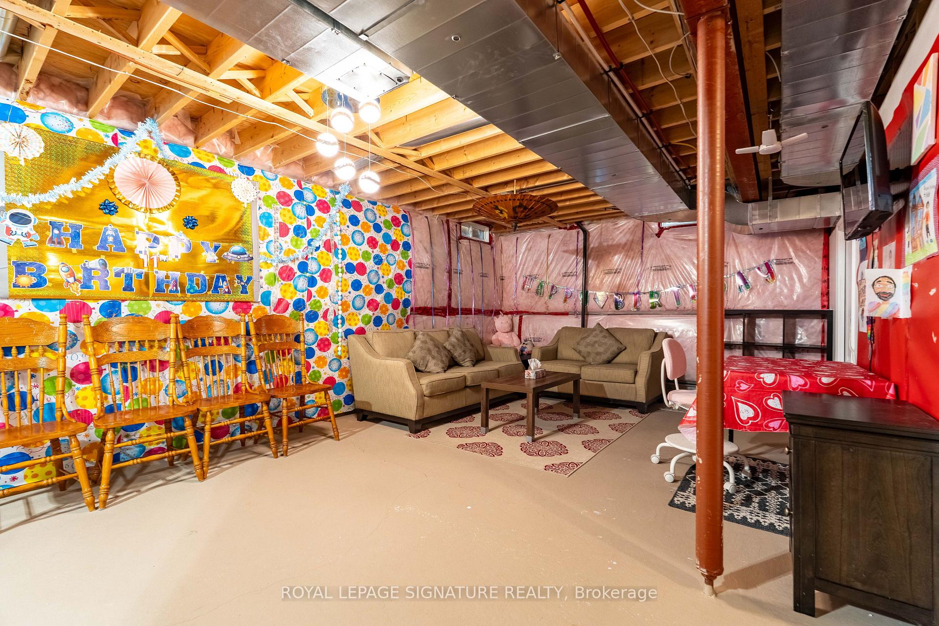 Photo 34 of 22 Northcastle Crescent, Whitby, Brooklin — HOMEH