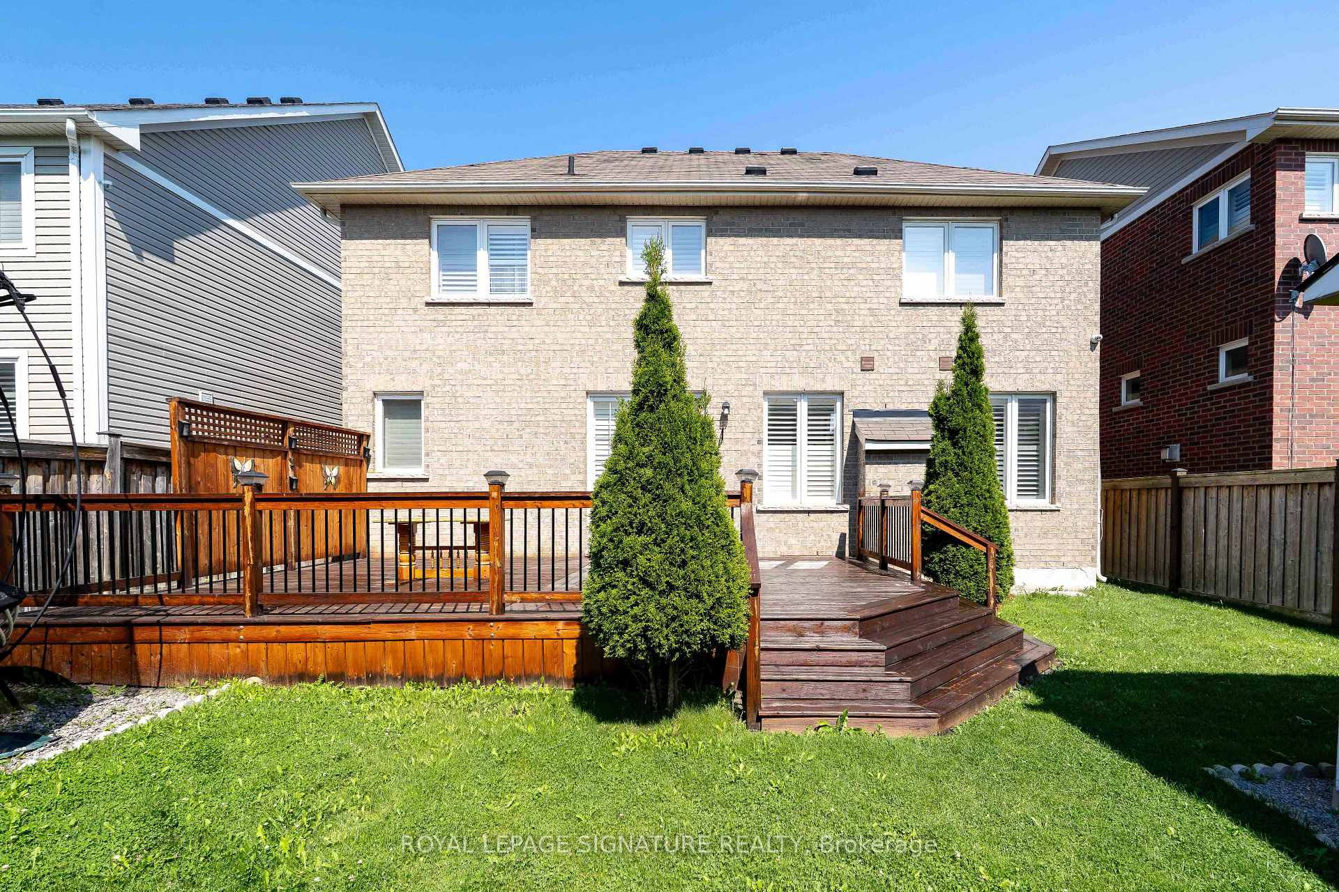 Photo 37 of 22 Northcastle Crescent, Whitby, Brooklin — HOMEH