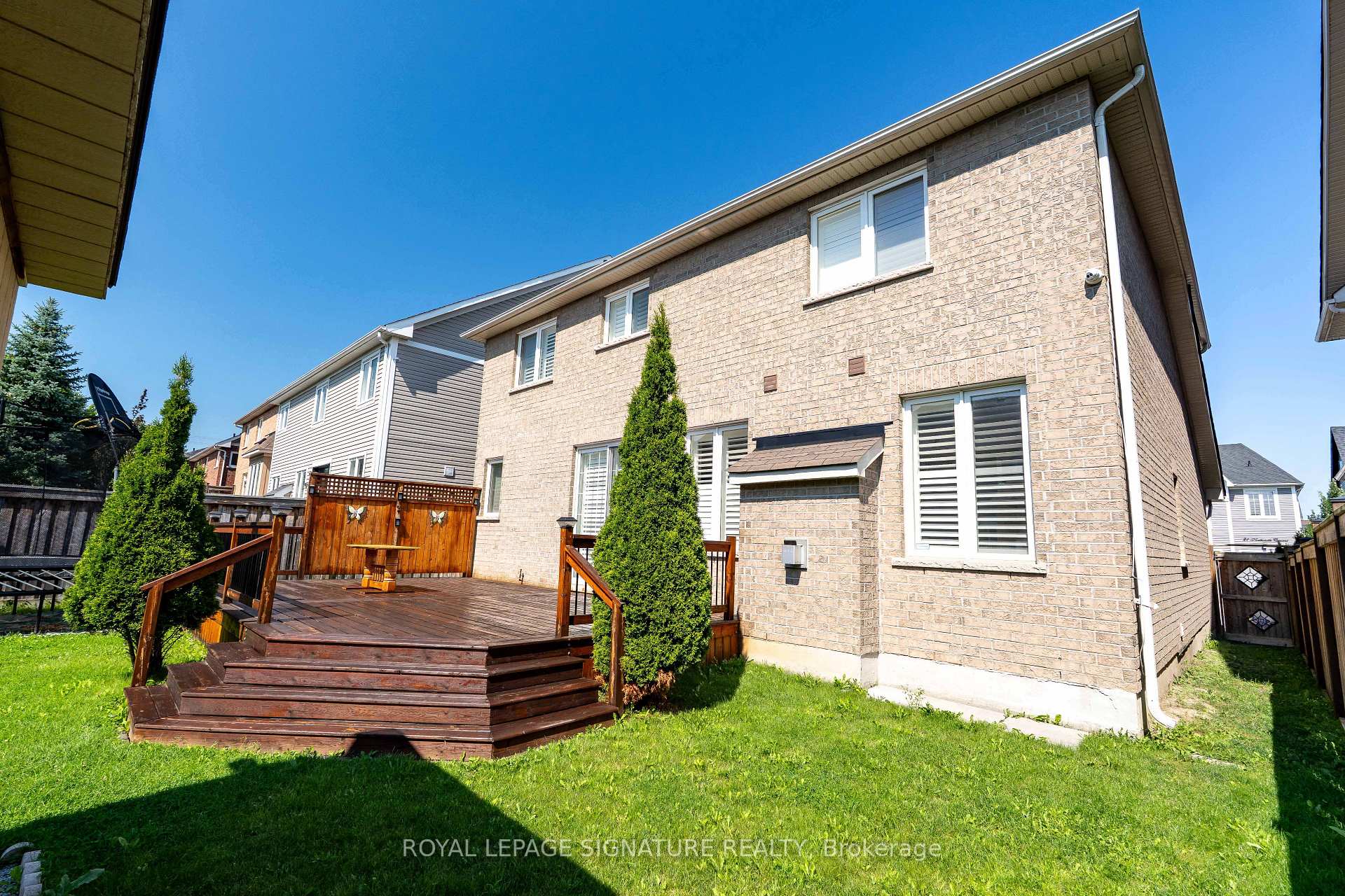 Photo 39 of 22 Northcastle Crescent, Whitby, Brooklin — HOMEH