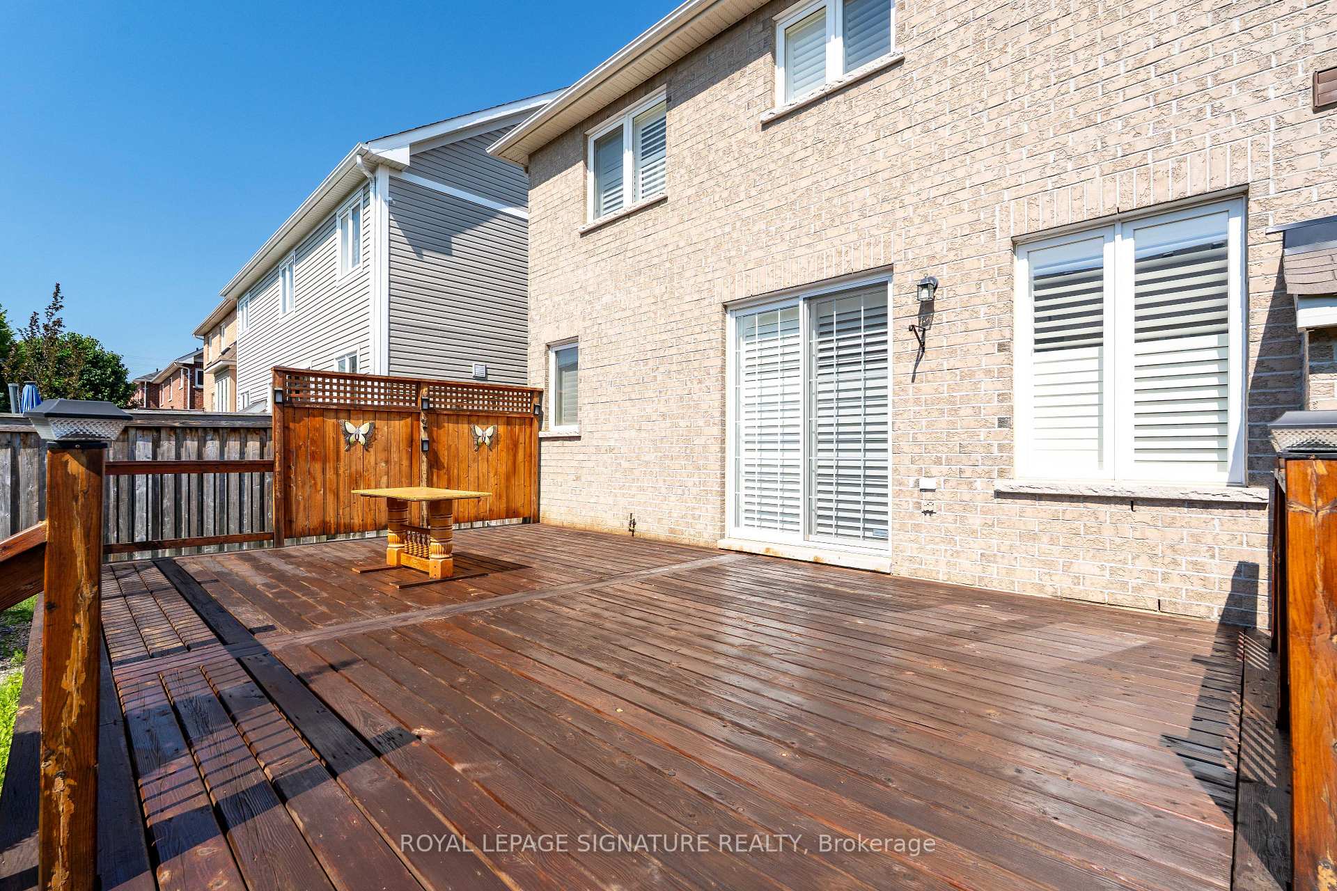 Photo 40 of 22 Northcastle Crescent, Whitby, Brooklin — HOMEH