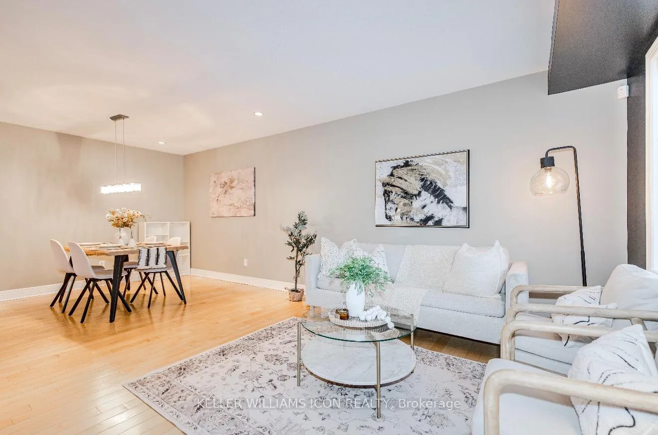 Photo 9 of 40 Huntcliff Place, Ottawa, Barrhaven - Strandherd — HOMEH
