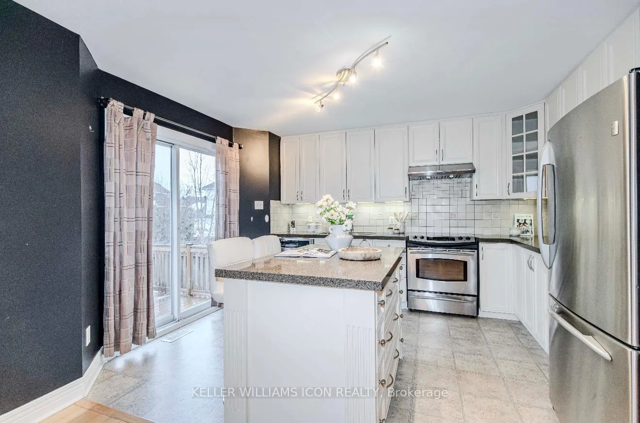 Photo 15 of 40 Huntcliff Place, Ottawa, Barrhaven - Strandherd — HOMEH