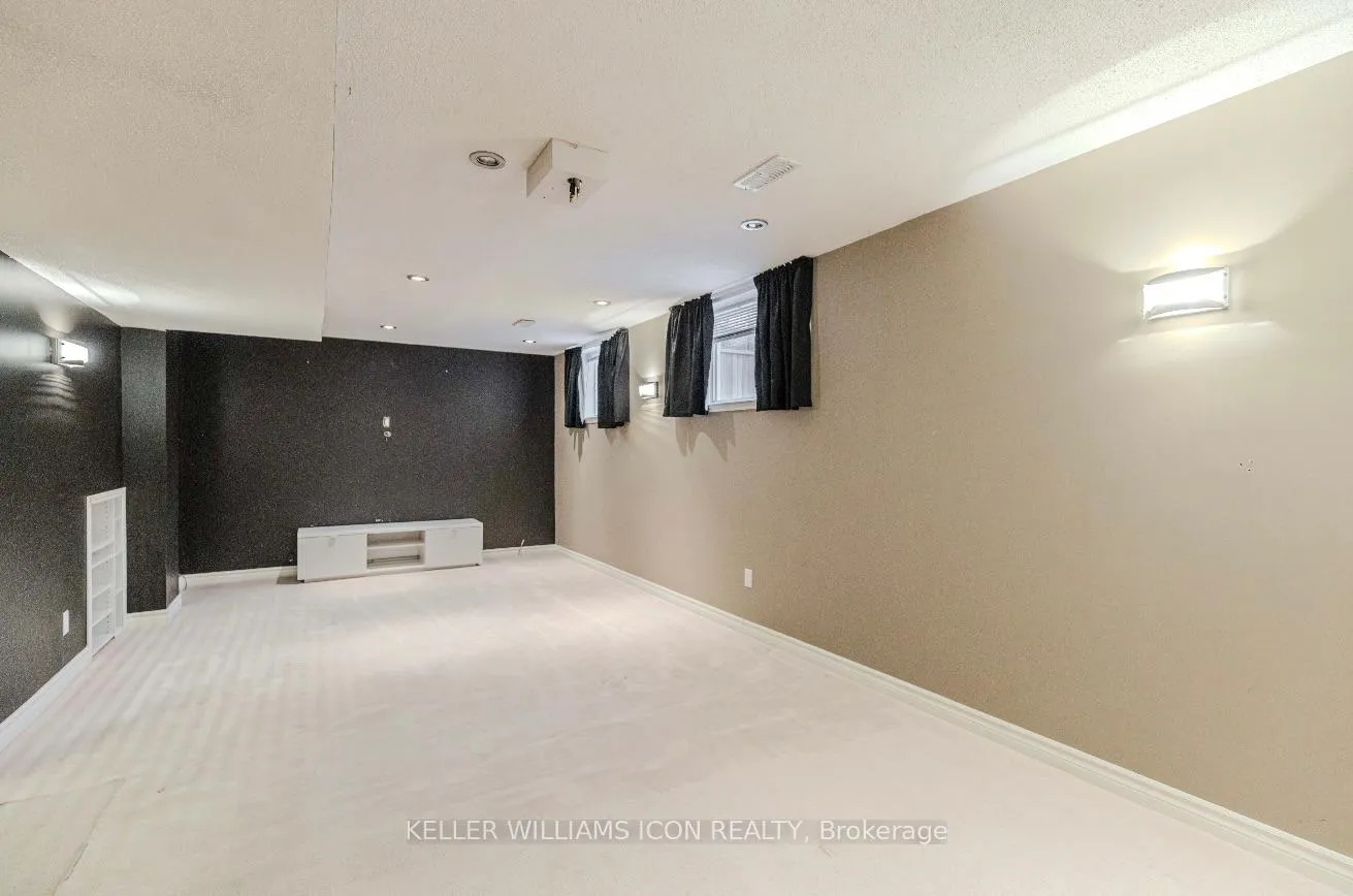 Photo 30 of 40 Huntcliff Place, Ottawa, Barrhaven - Strandherd — HOMEH