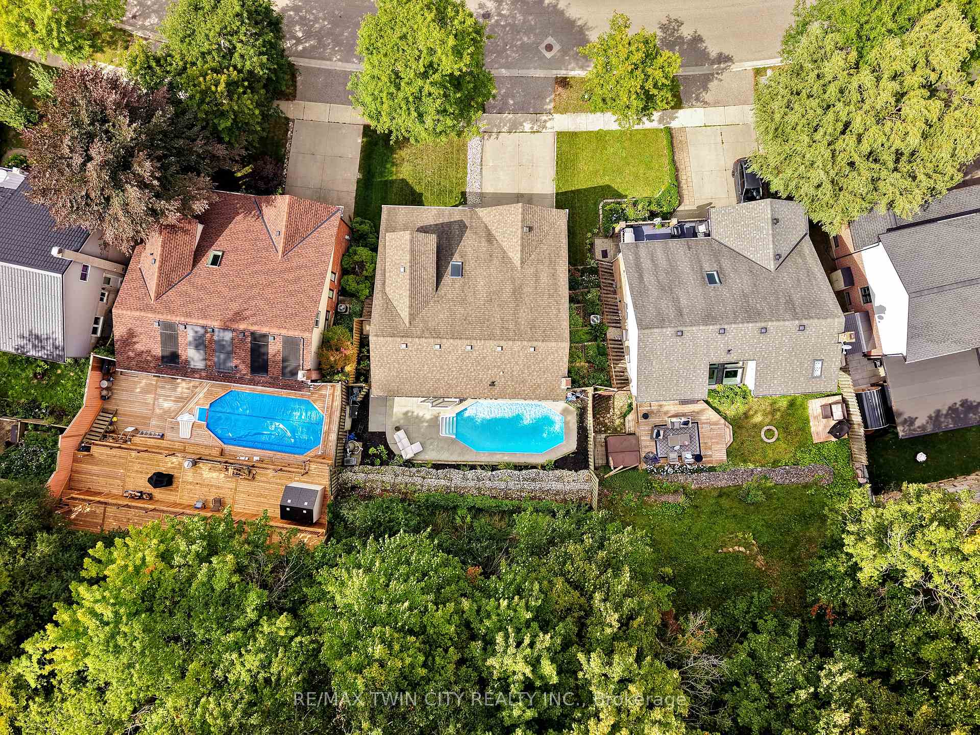Photo 42 of 57 Yellow Birch Drive, Kitchener, Forest Heights — HOMEH