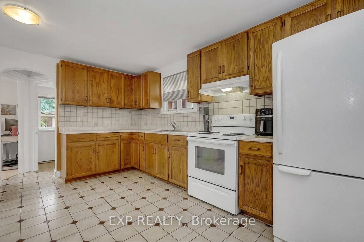 Photo 11 of 108 Lebreton Street N, Ottawa, West Centre Town — HOMEH