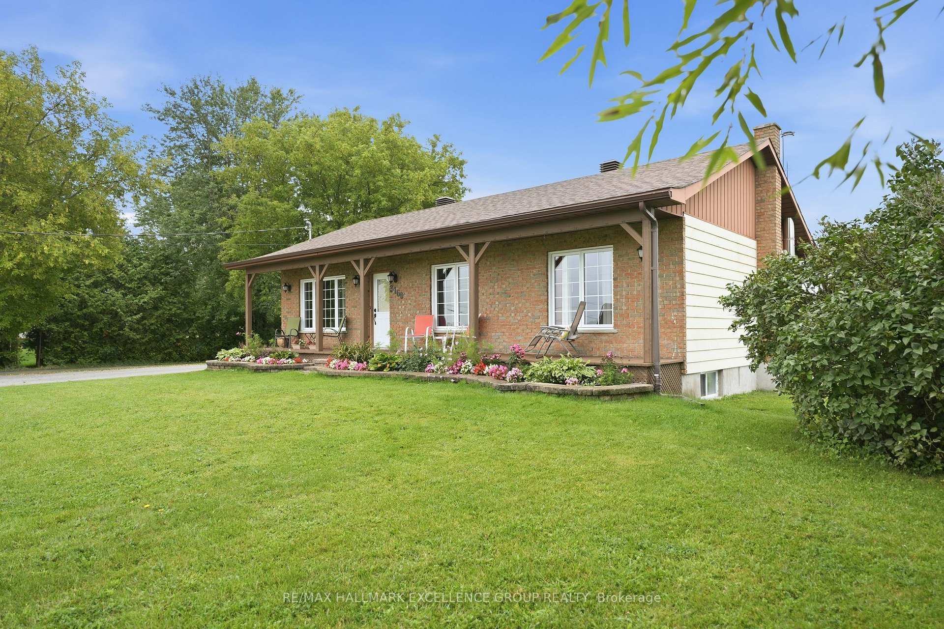 Photo 2 of 3160 Dunning Road, Ottawa, Cumberland West — HOMEH