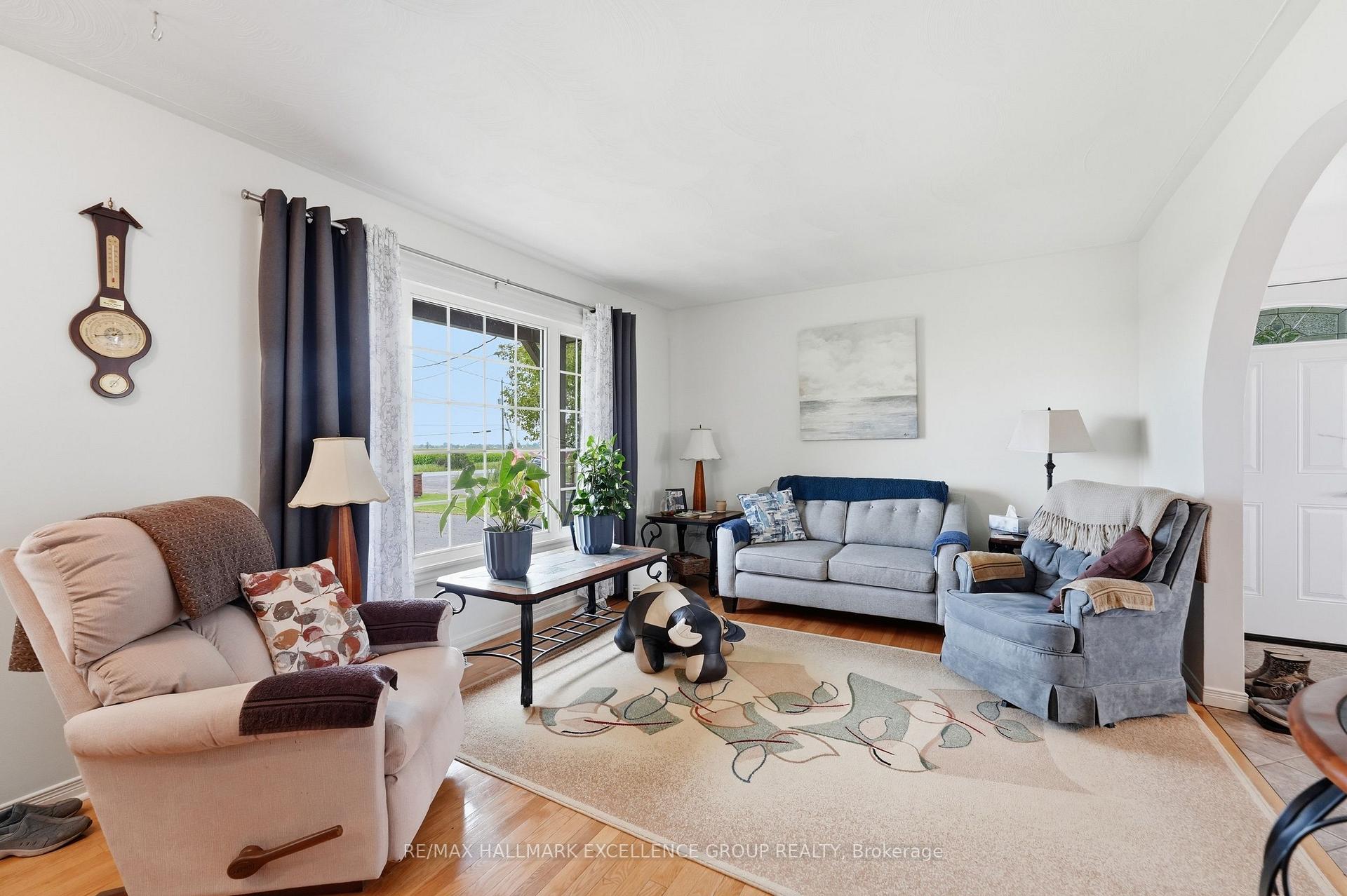 Photo 4 of 3160 Dunning Road, Ottawa, Cumberland West — HOMEH