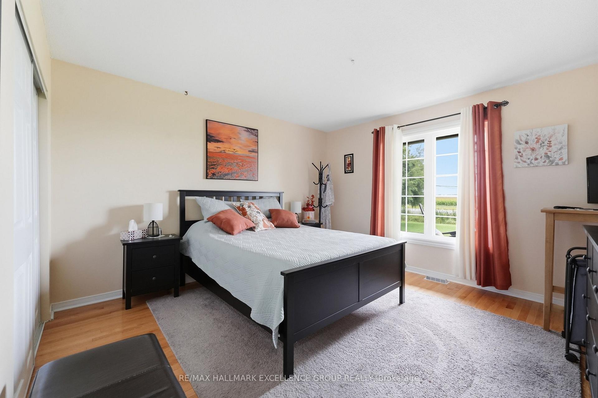 Photo 13 of 3160 Dunning Road, Ottawa, Cumberland West — HOMEH
