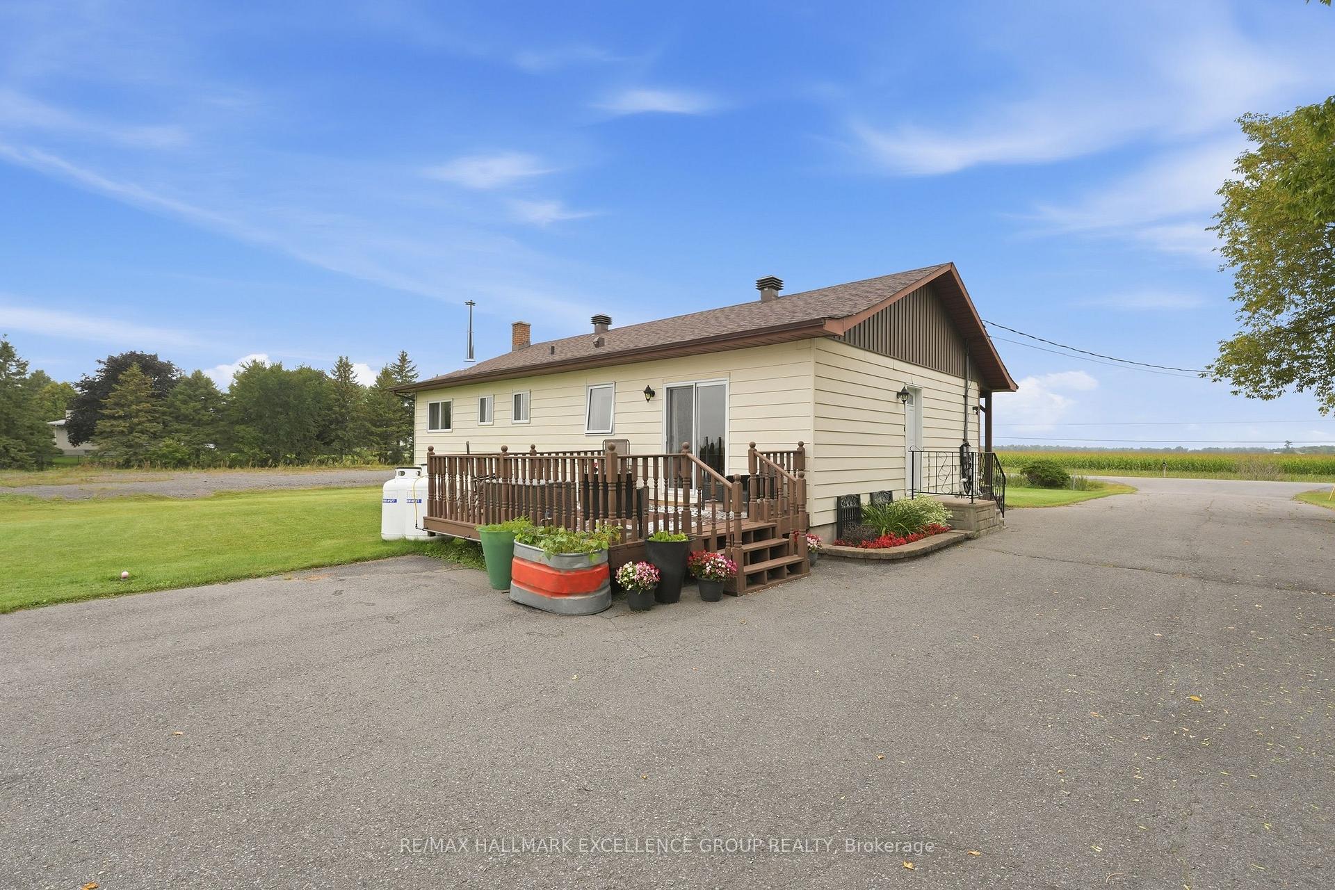 Photo 31 of 3160 Dunning Road, Ottawa, Cumberland West — HOMEH