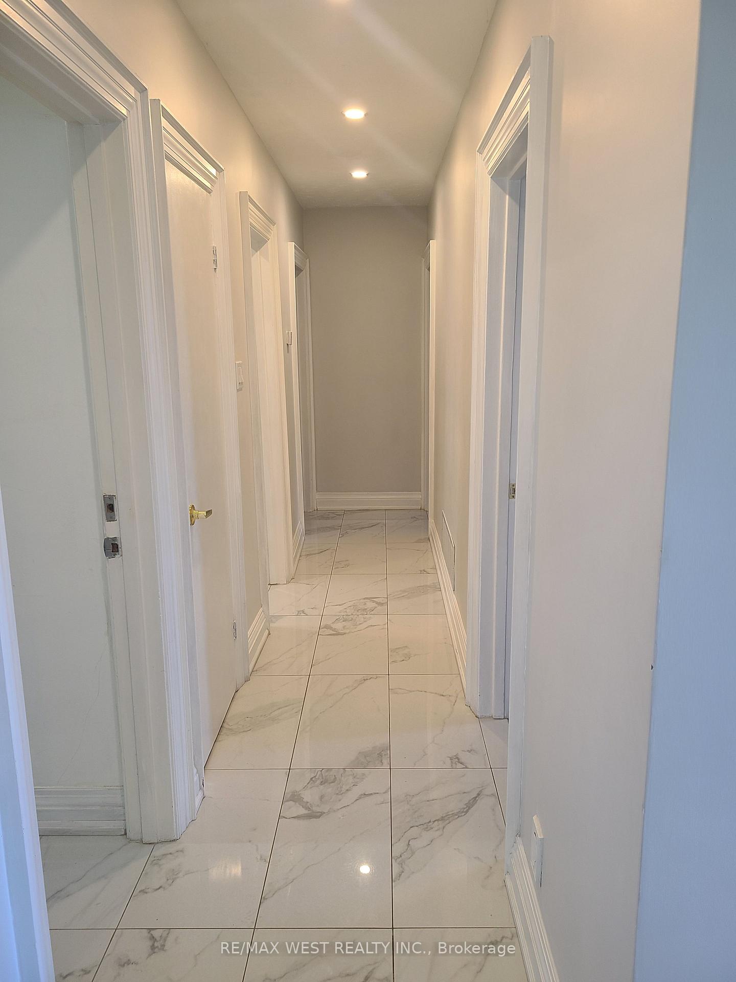 Photo 6 of 43 Playfair Avenue, North York, Yorkdale-Glen Park — HOMEH