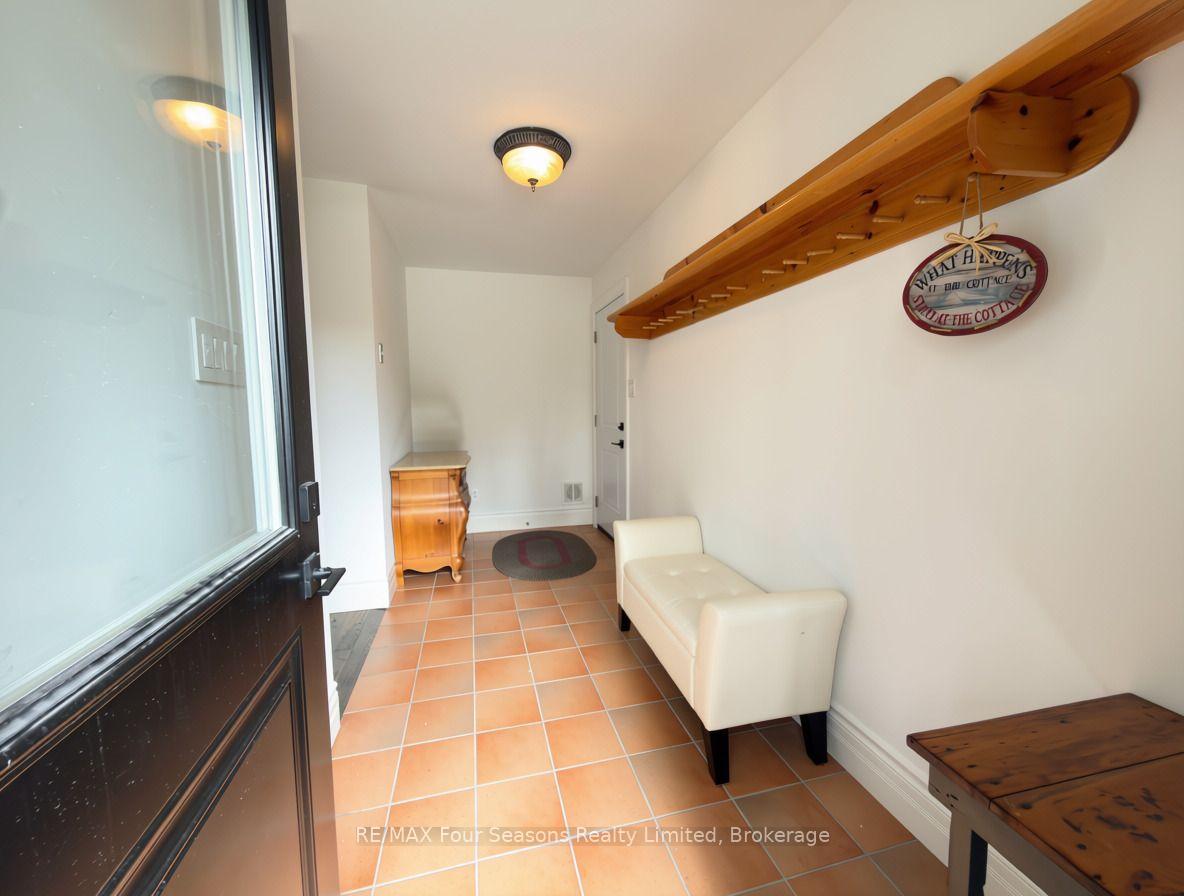 Photo 8 of 172 Carmichael Crescent, Blue Mountains — HOMEH