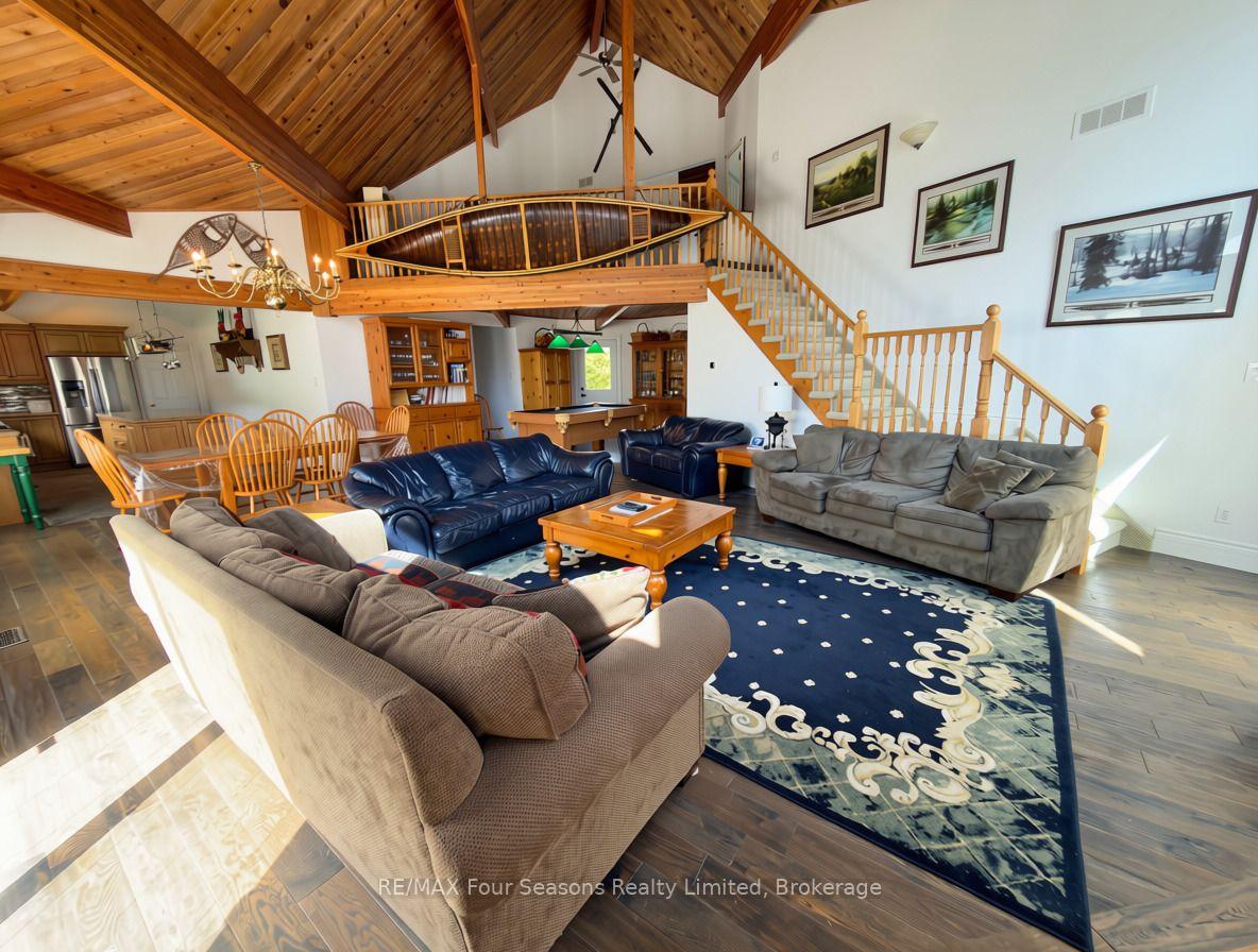 Photo 16 of 172 Carmichael Crescent, Blue Mountains — HOMEH