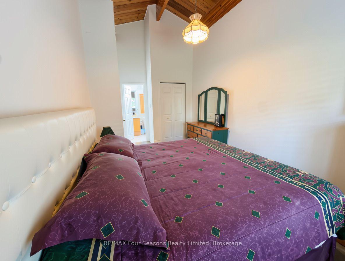 Photo 23 of 172 Carmichael Crescent, Blue Mountains — HOMEH