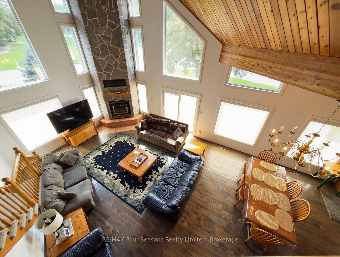 Photo 35 of 172 Carmichael Crescent, Blue Mountains — HOMEH
