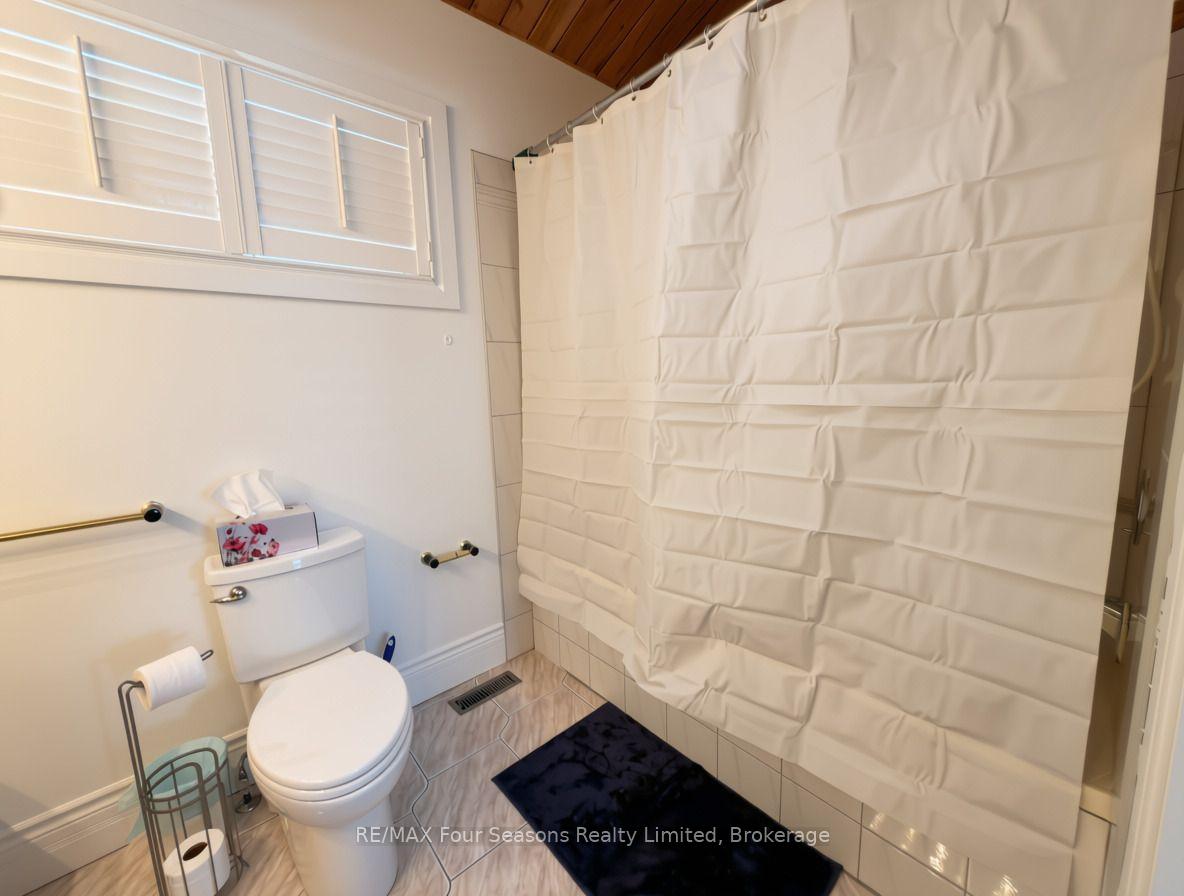 Photo 42 of 172 Carmichael Crescent, Blue Mountains — HOMEH