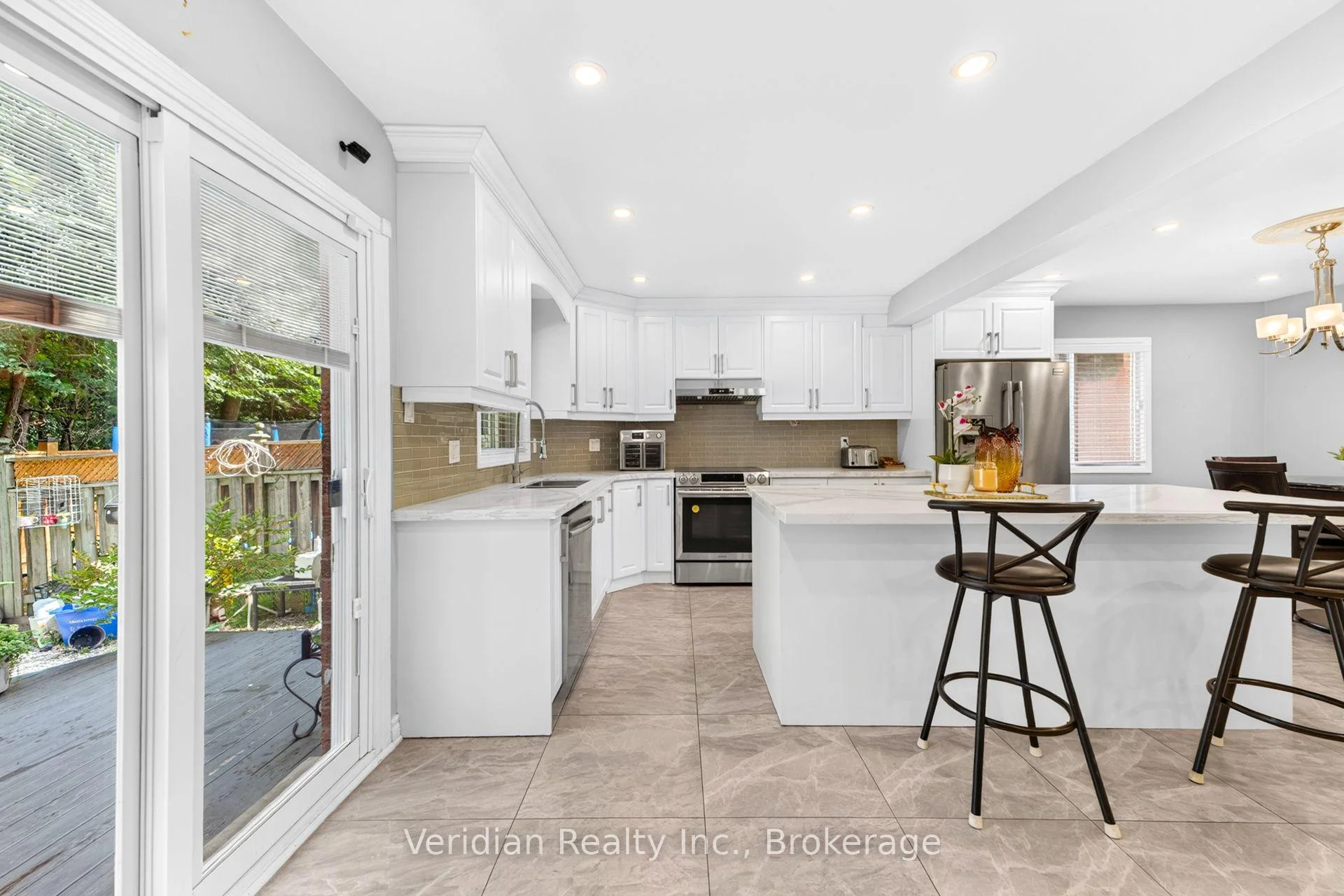 Photo 15 of 103 Vivians Crescent, Brampton, Fletcher's West — HOMEH