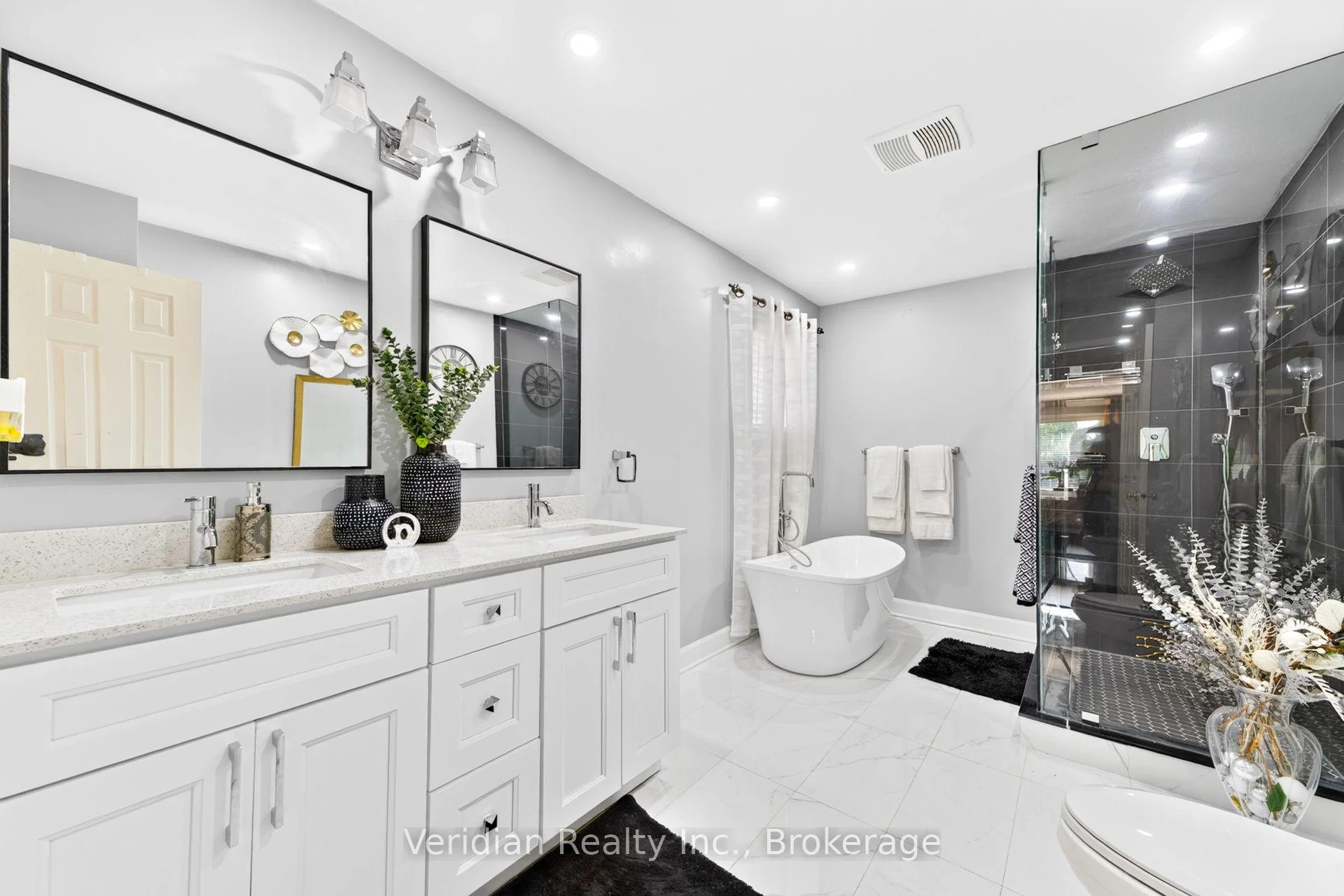 Photo 30 of 103 Vivians Crescent, Brampton, Fletcher's West — HOMEH