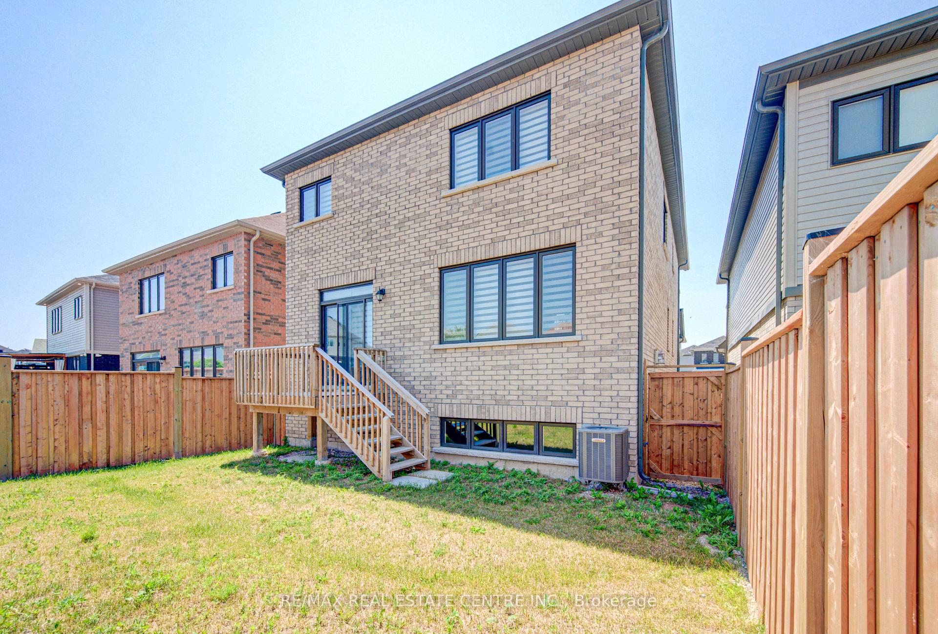 Photo 36 of 407 Dolman Street, Woolwich, Breslau — HOMEH