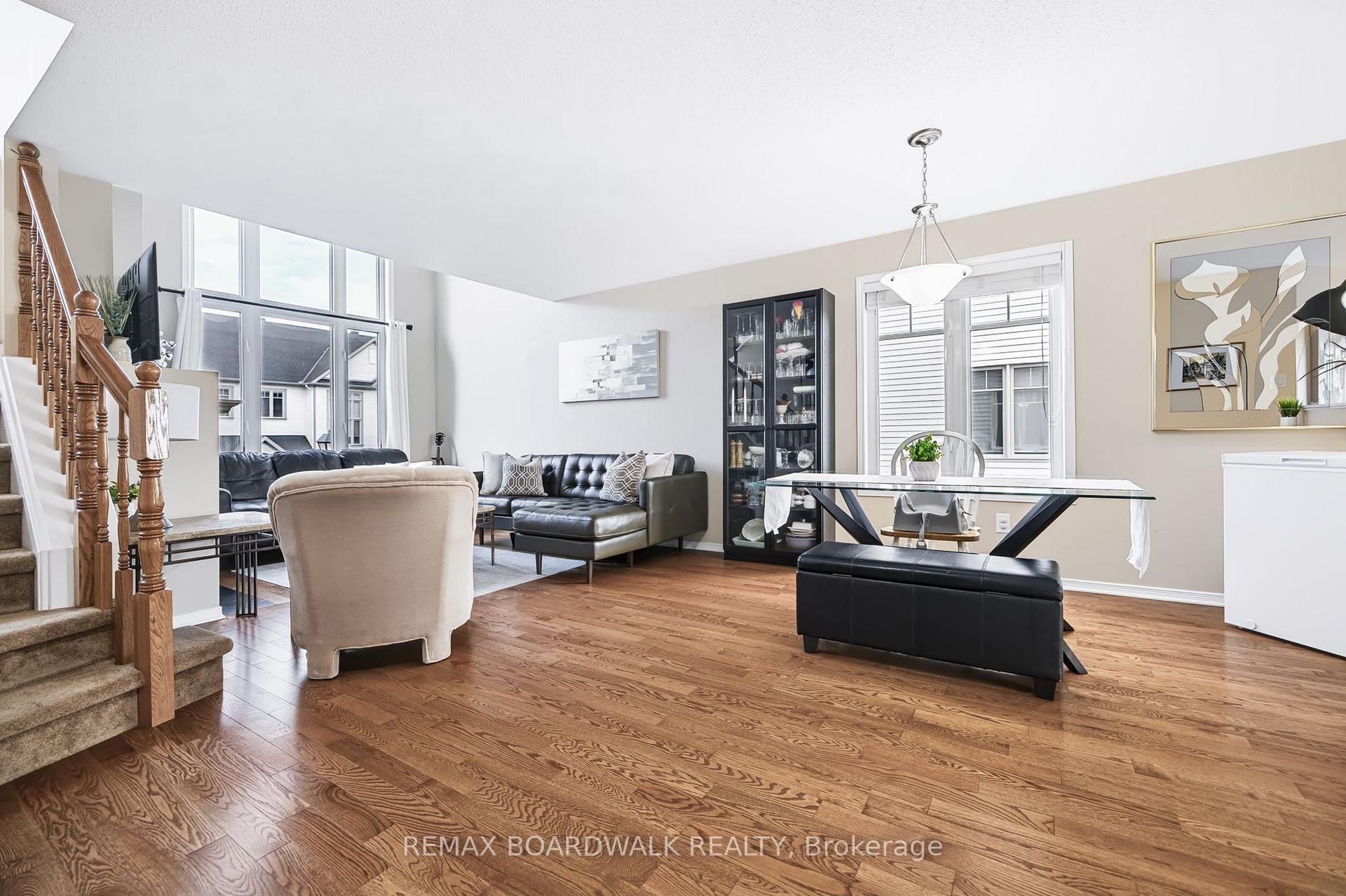 Photo 6 of 312 Galston Private, Ottawa, Mer Bleue/Bradley Estates/Anderson Park — HOMEH