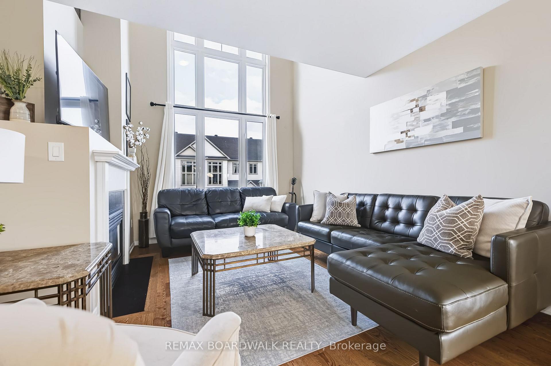 Photo 7 of 312 Galston Private, Ottawa, Mer Bleue/Bradley Estates/Anderson Park — HOMEH