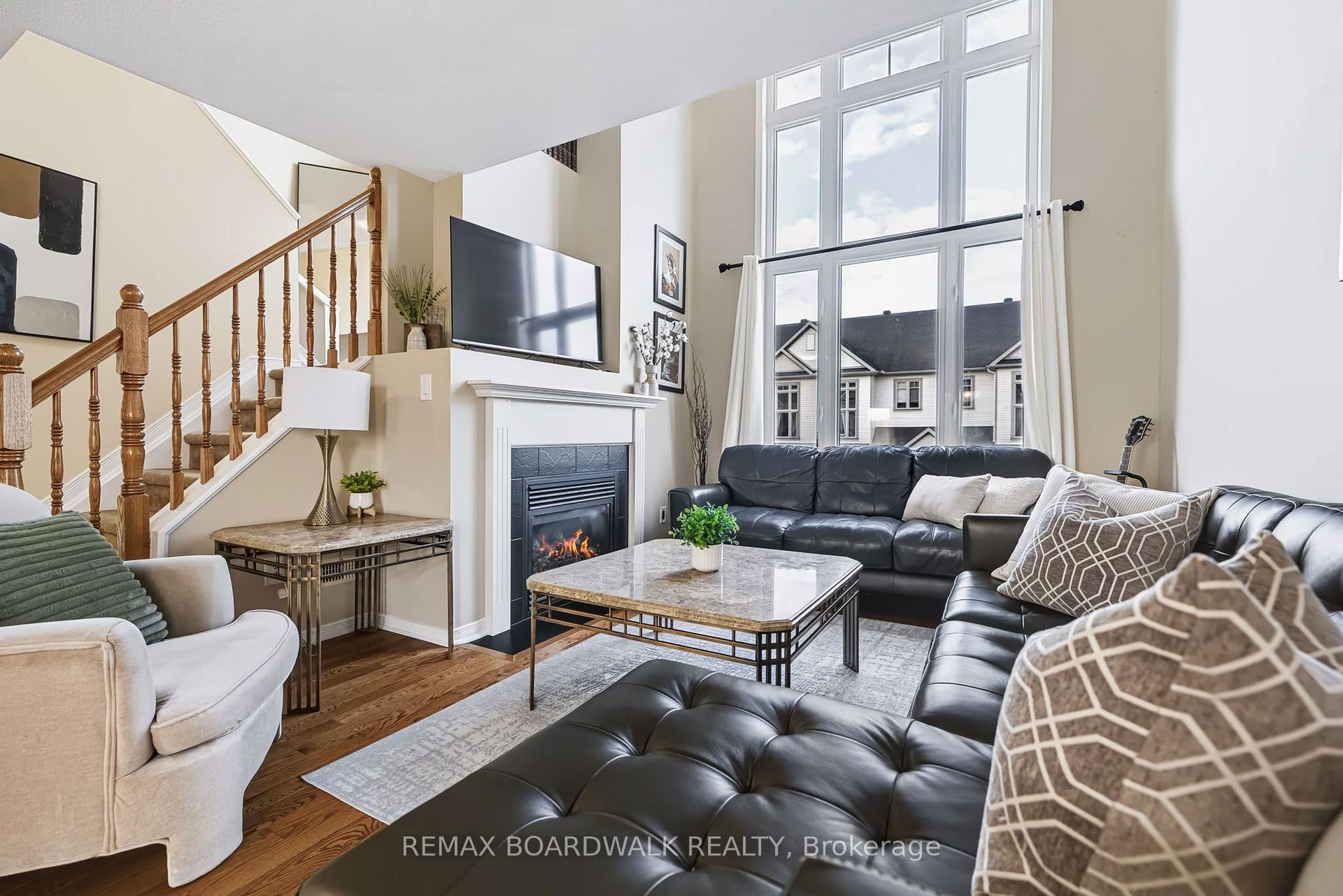 Photo 8 of 312 Galston Private, Ottawa, Mer Bleue/Bradley Estates/Anderson Park — HOMEH