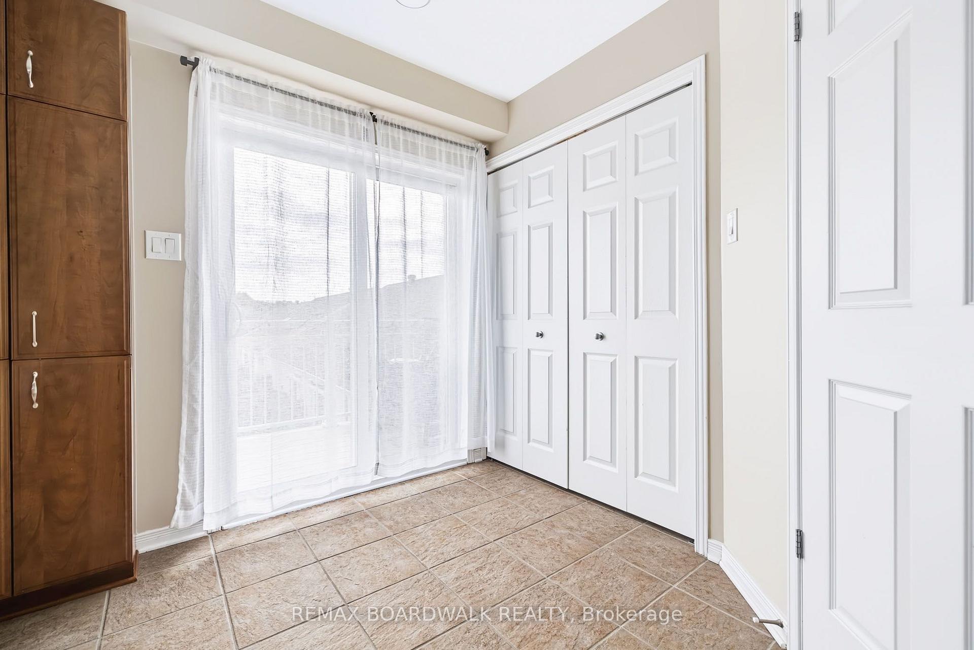 Photo 18 of 312 Galston Private, Ottawa, Mer Bleue/Bradley Estates/Anderson Park — HOMEH