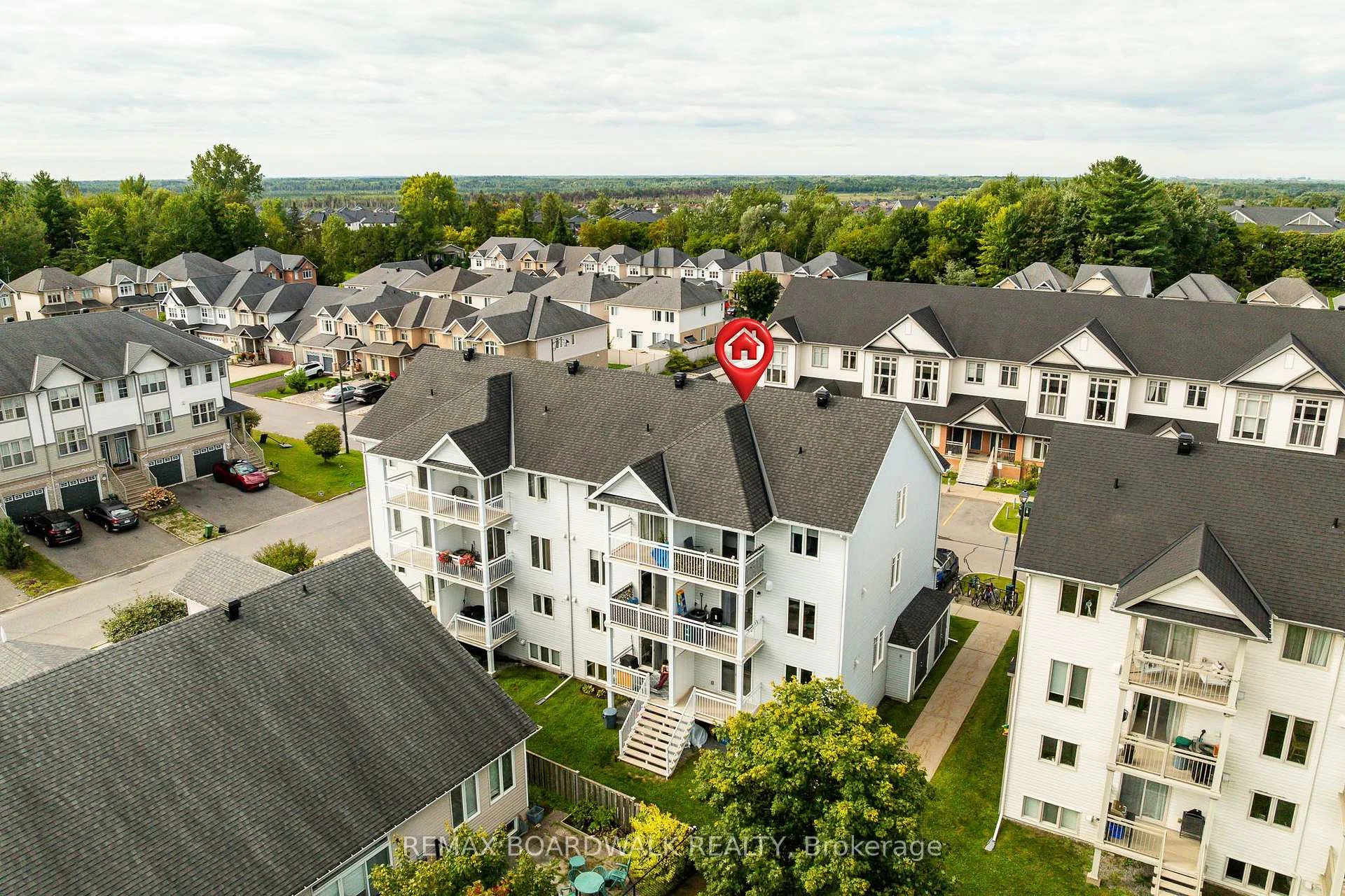 Photo 36 of 312 Galston Private, Ottawa, Mer Bleue/Bradley Estates/Anderson Park — HOMEH