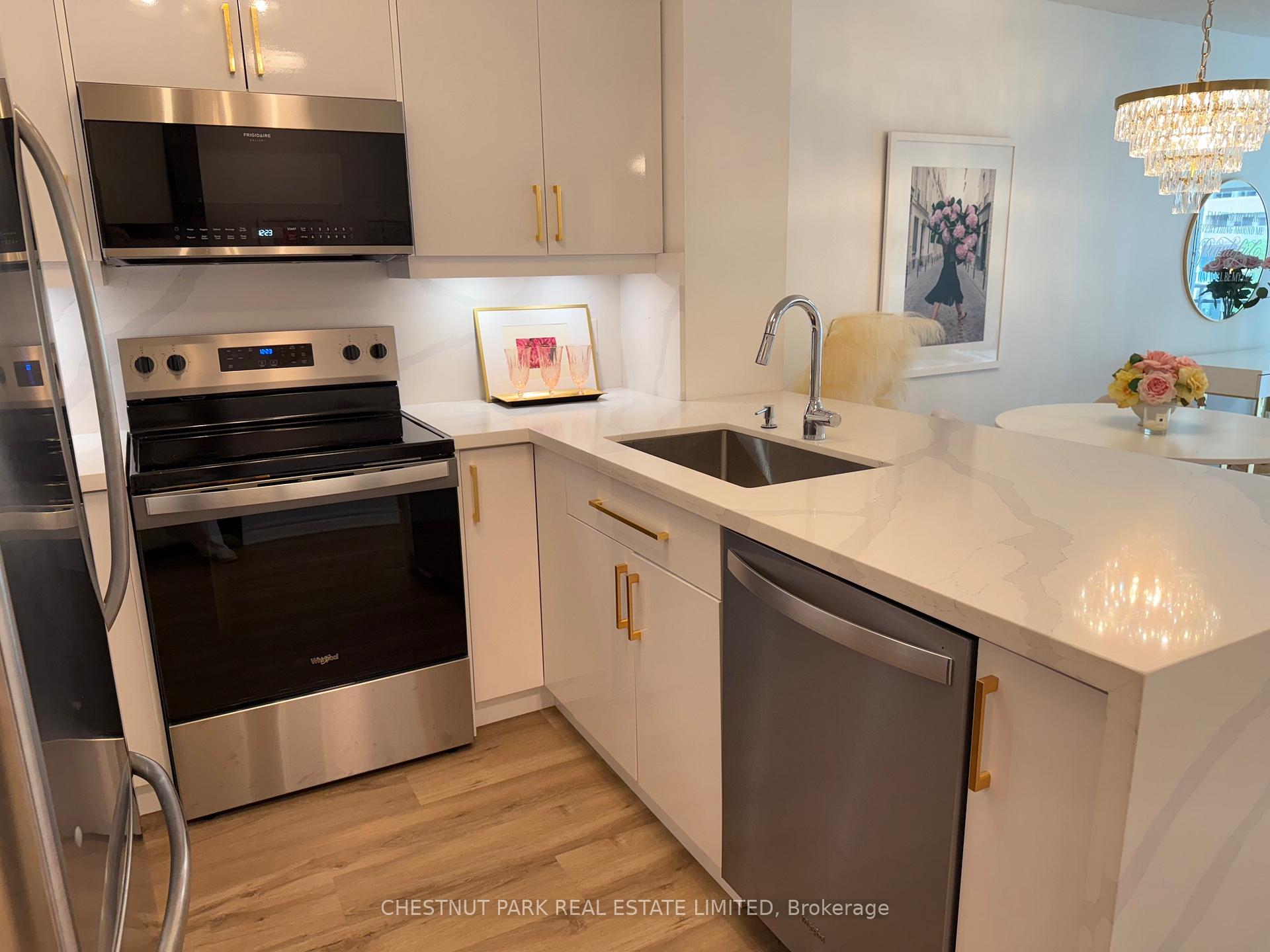 Photo 7 of Unit 506, 300 Bloor Street E, Toronto, Rosedale-Moore Park — HOMEH