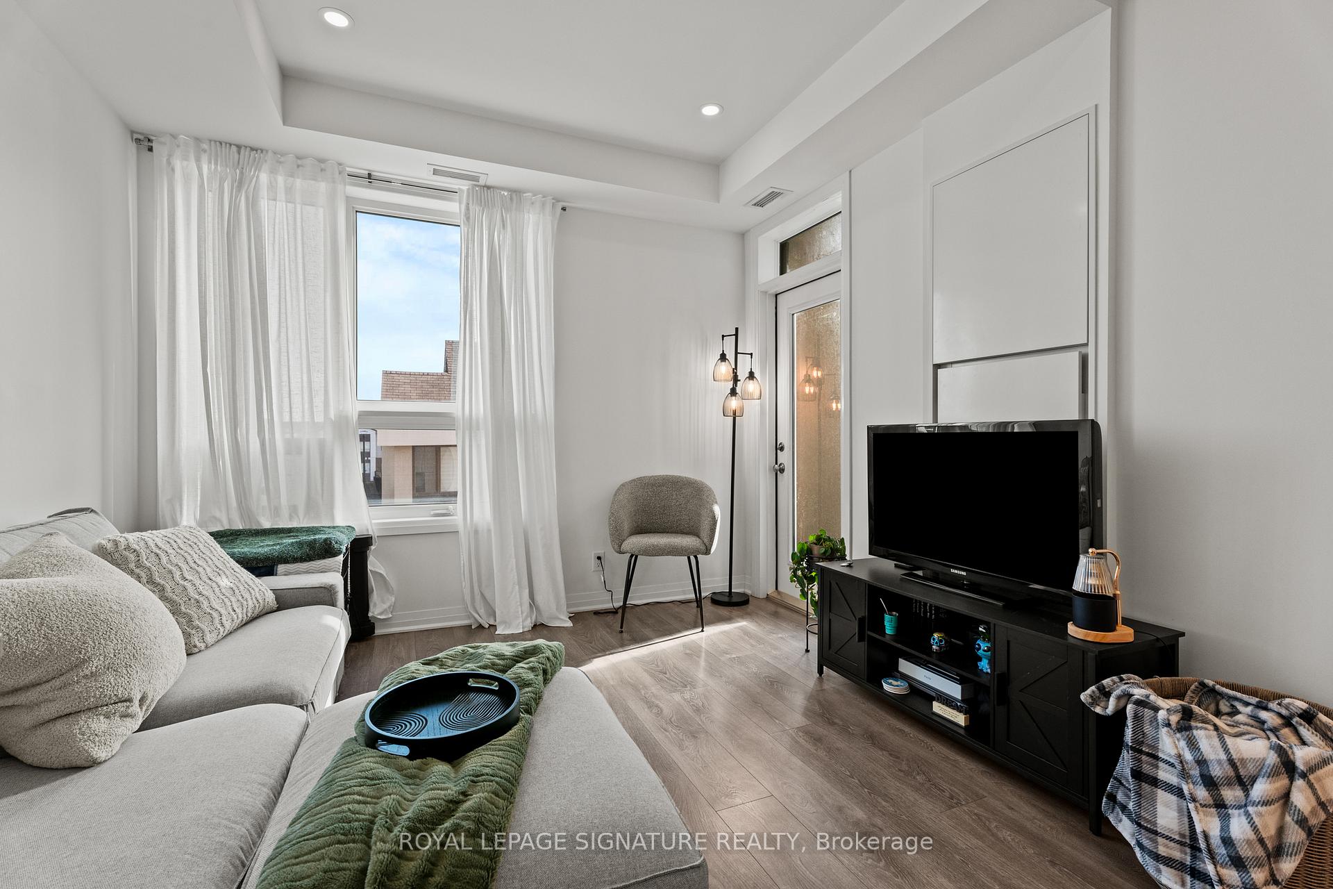 Photo 9 of Unit 308, 1105 Leger Way, Milton, Ford — HOMEH