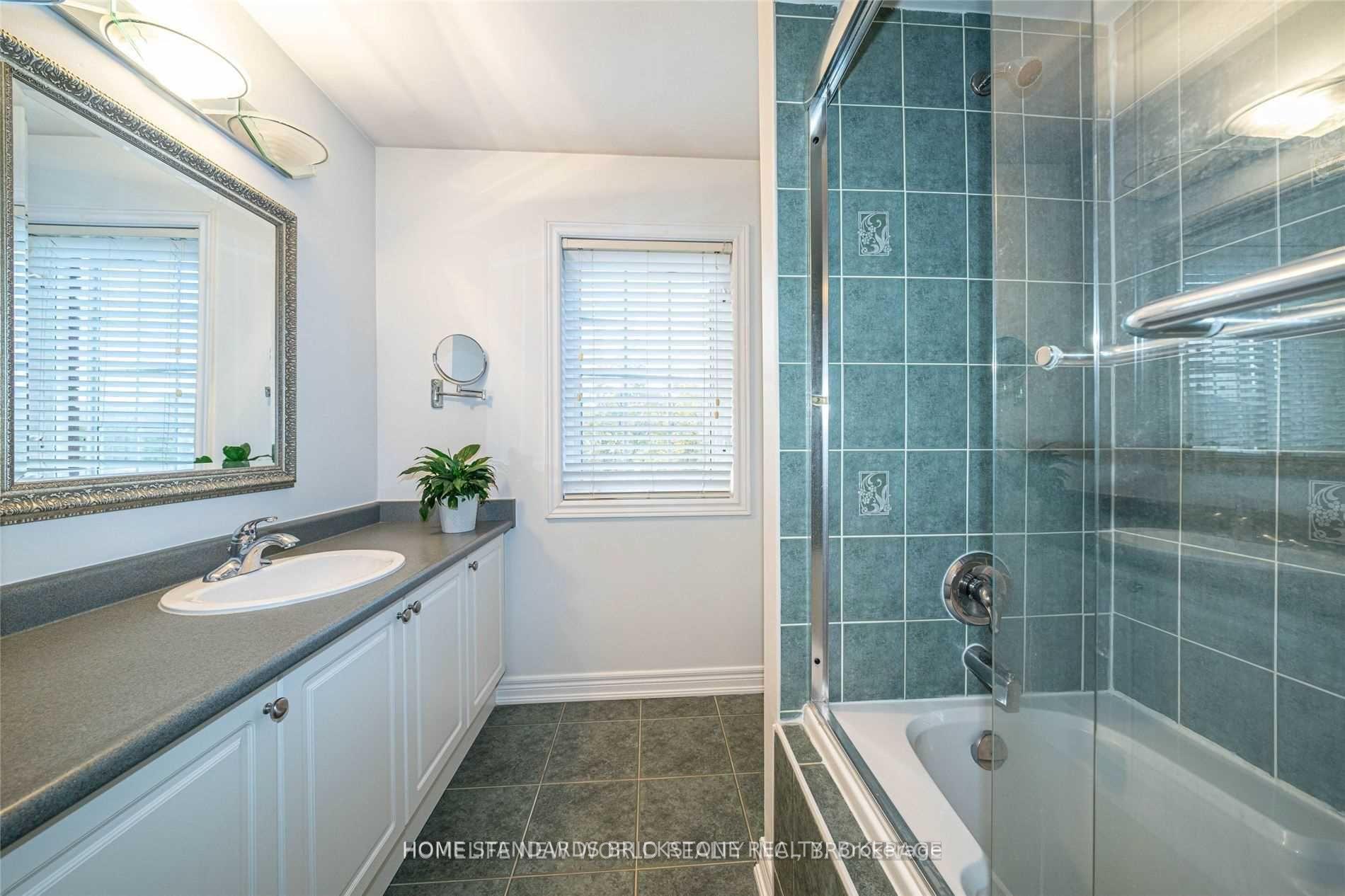 Photo 16 of 77 Summeridge Drive, Vaughan, Patterson — HOMEH