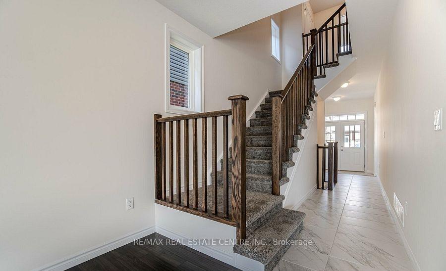 Photo 8 of 36 Henry Maracle Street, North Dumfries, Ayr — HOMEH