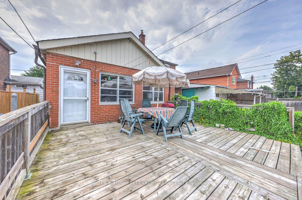 Photo 18 of 13 Teston Boulevard, Toronto, Rockcliffe-Smythe — HOMEH