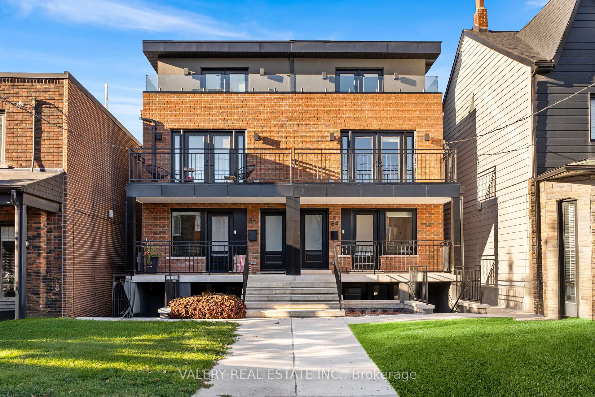 Photo 1 of Unit UNIT 1, 84 Argyle Street, Toronto, Trinity-Bellwoods — HOMEH
