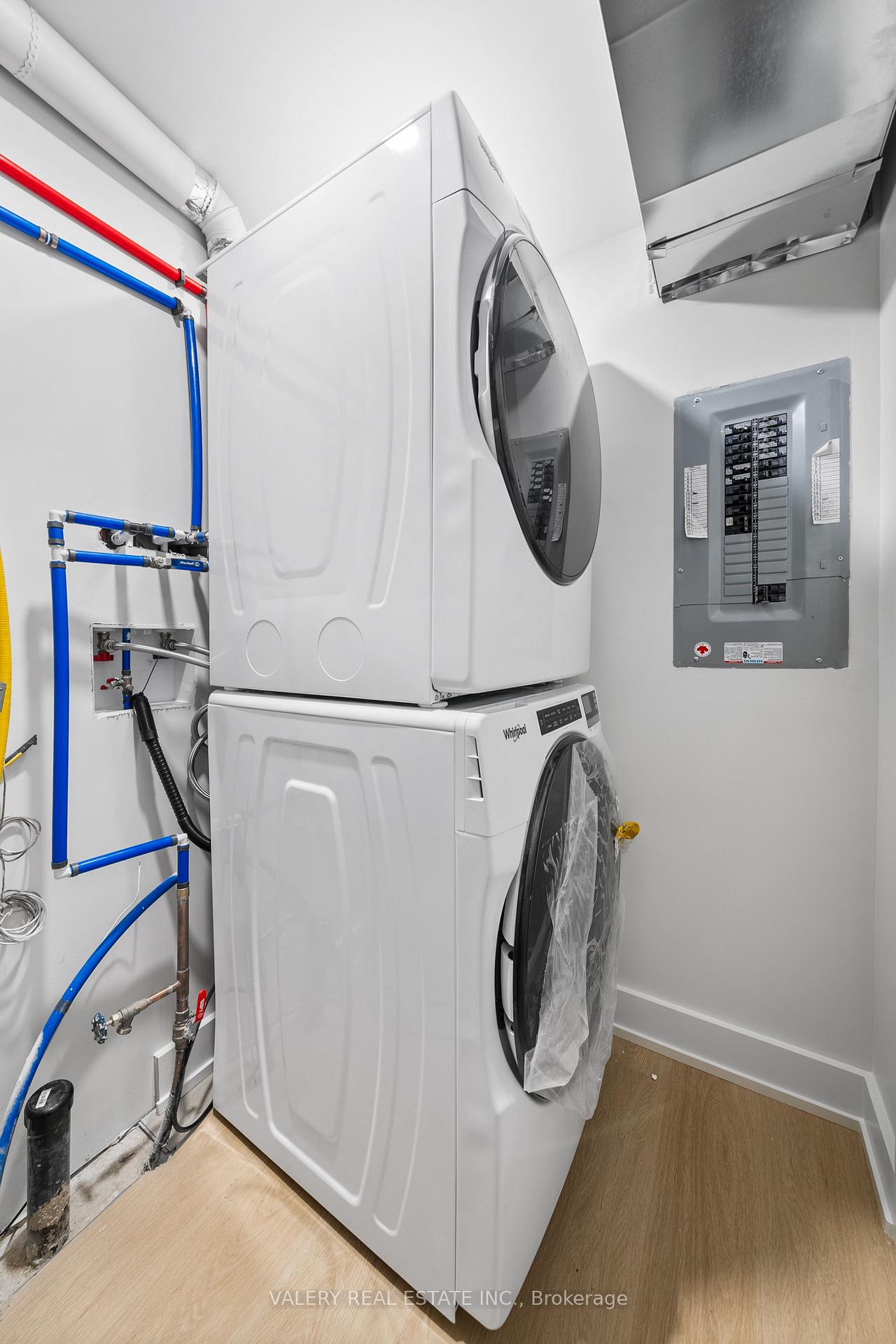 Photo 17 of Unit UNIT 1, 84 Argyle Street, Toronto, Trinity-Bellwoods — HOMEH