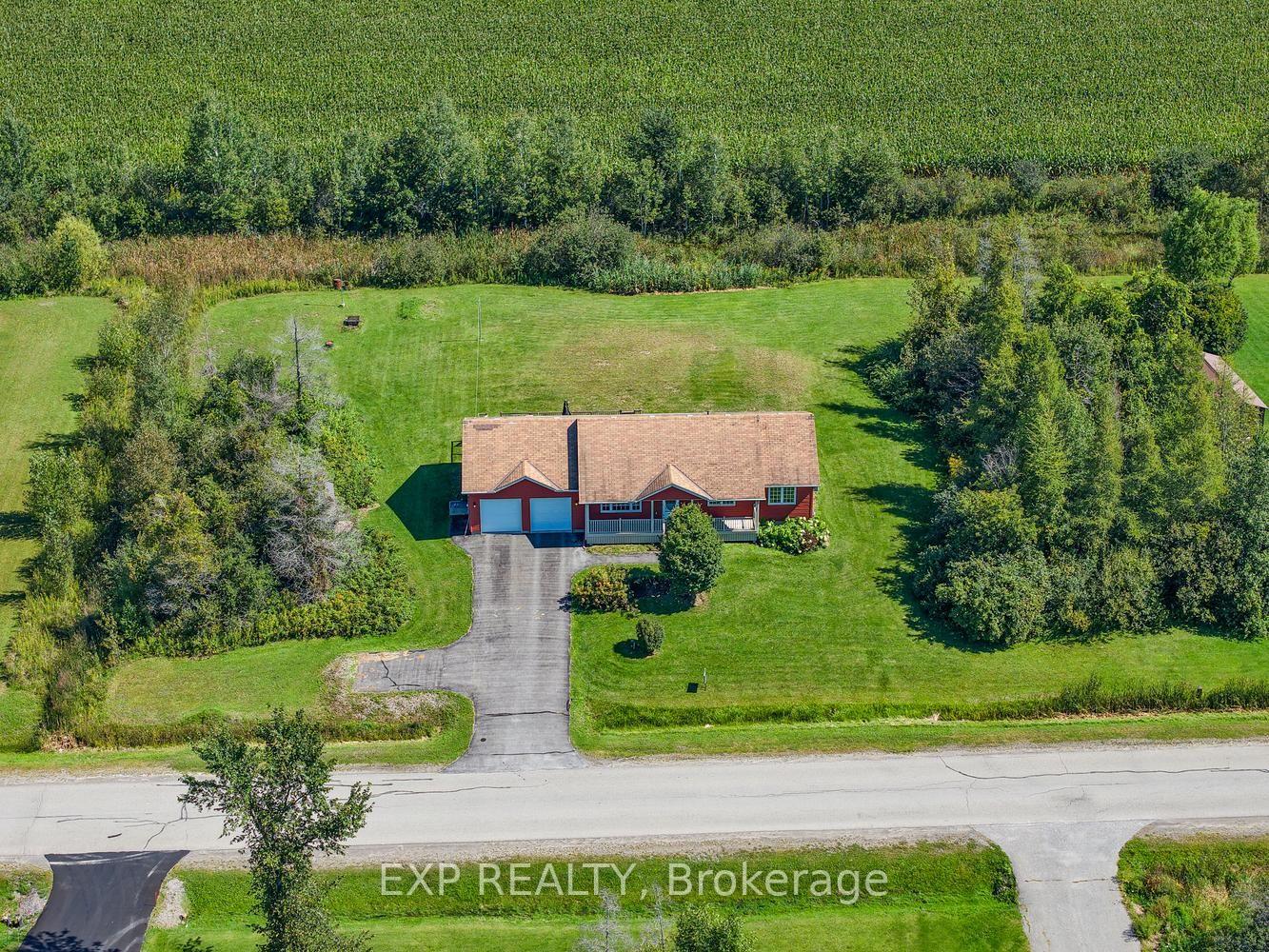 Photo 2 of 23 Tamarack Circle, North Grenville, North Grenville Twp (Kemptville South) — HOMEH