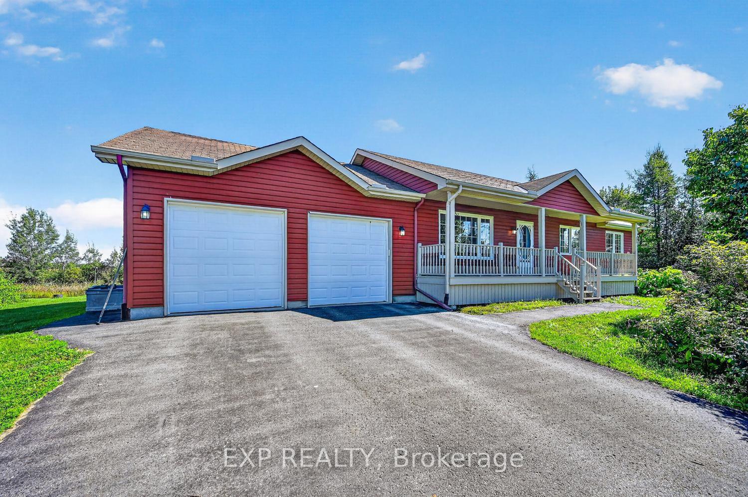 Photo 5 of 23 Tamarack Circle, North Grenville, North Grenville Twp (Kemptville South) — HOMEH