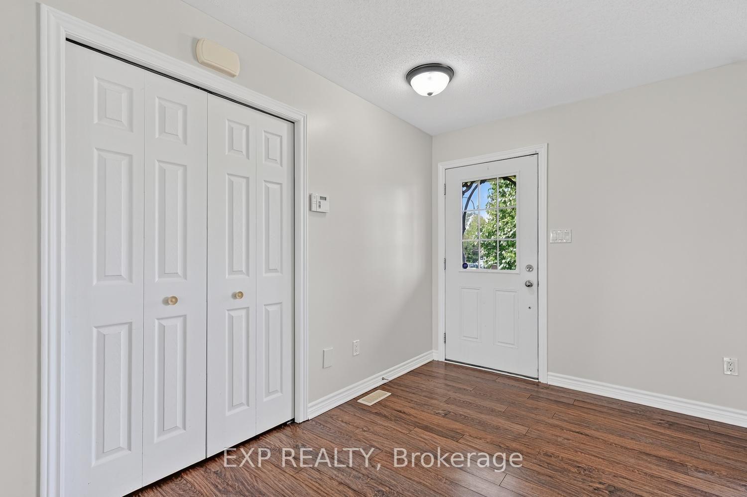 Photo 6 of 23 Tamarack Circle, North Grenville, North Grenville Twp (Kemptville South) — HOMEH
