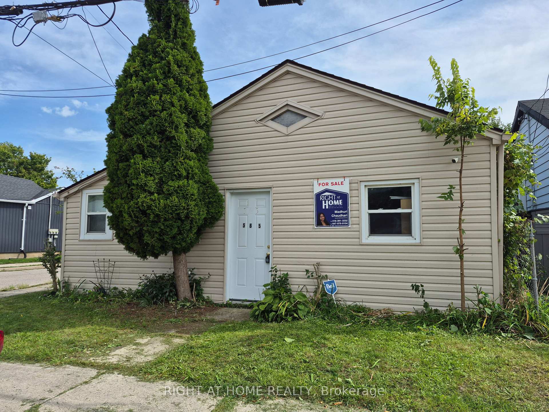 Photo of 565 South Street S