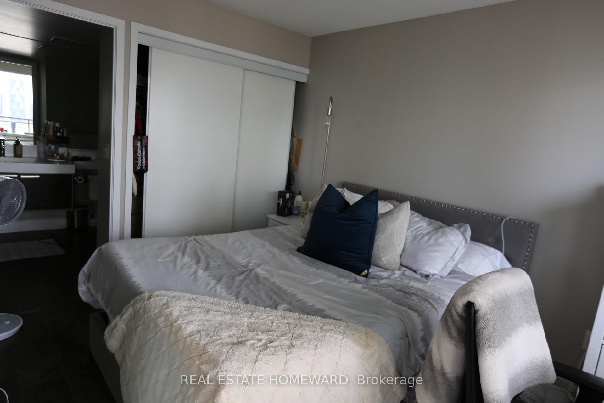 Photo 13 of Unit 3506, 25 Telegram Mews, Toronto, Waterfront Communities — HOMEH