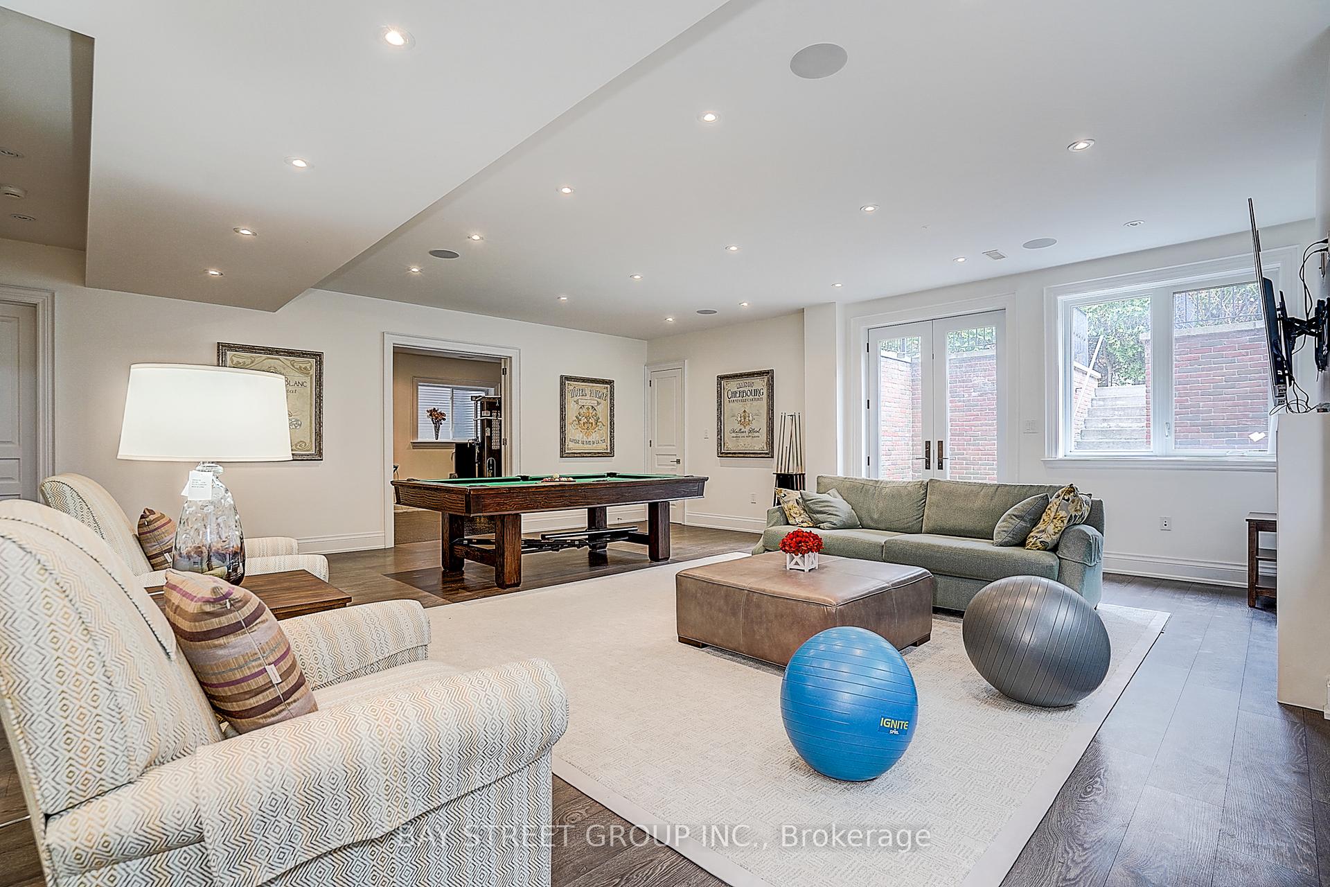 Photo 69 of 28 Carnwath Crescent, North York, St. Andrew-Windfields — HOMEH