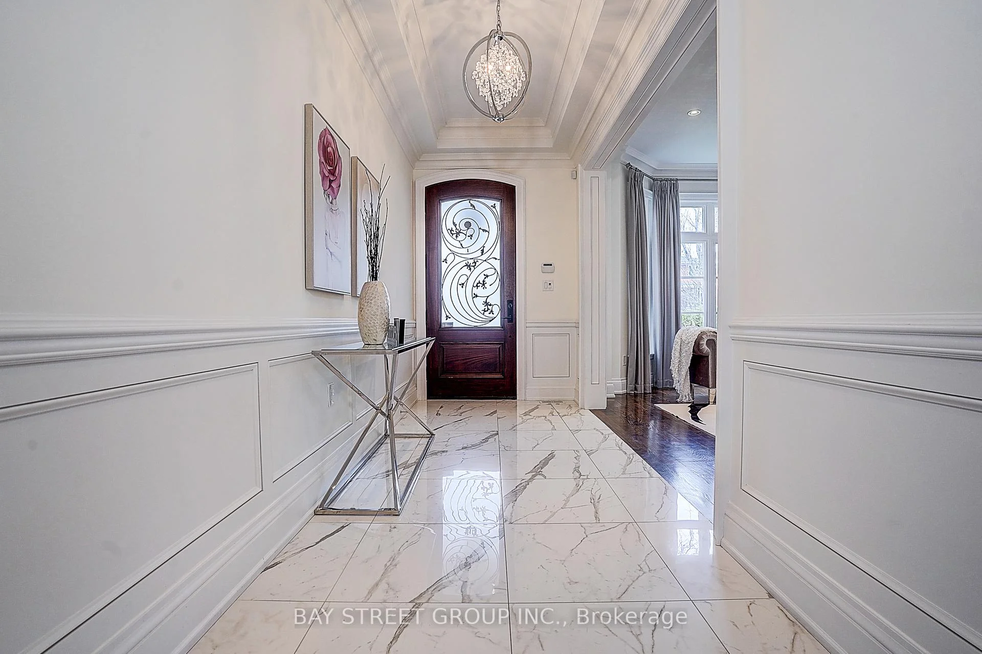 Photo 5 of 28 Carnwath Crescent, North York, St. Andrew-Windfields — HOMEH