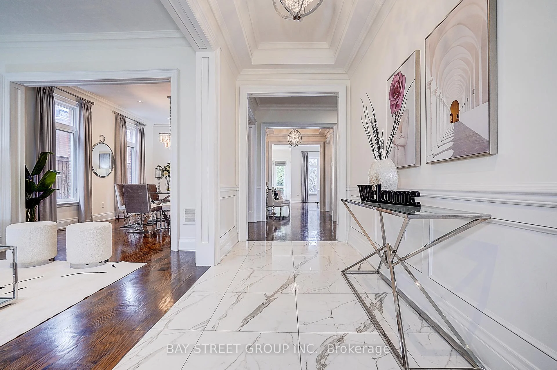 Photo 8 of 28 Carnwath Crescent, North York, St. Andrew-Windfields — HOMEH
