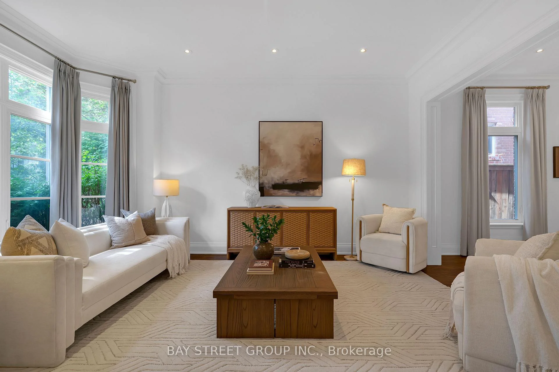 Photo 9 of 28 Carnwath Crescent, North York, St. Andrew-Windfields — HOMEH