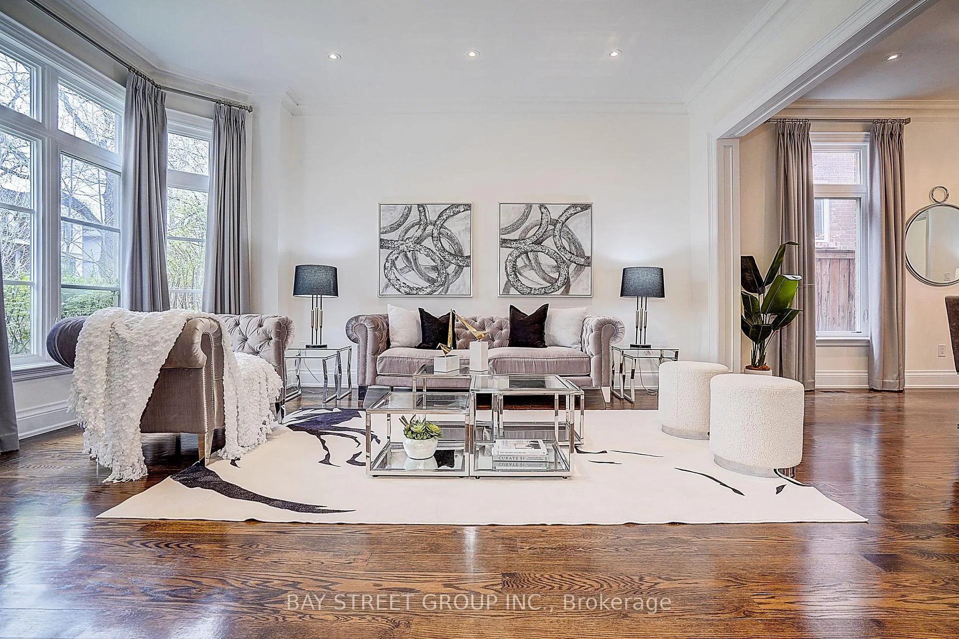 Photo 10 of 28 Carnwath Crescent, North York, St. Andrew-Windfields — HOMEH