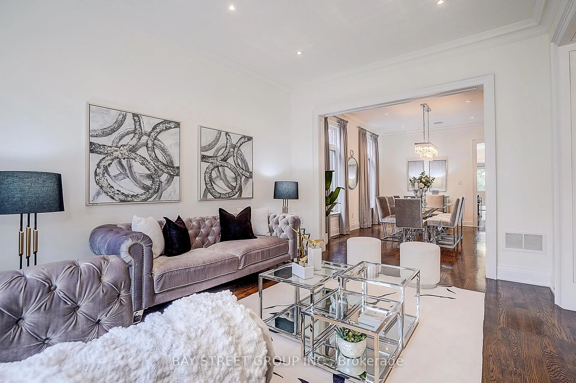 Photo 12 of 28 Carnwath Crescent, North York, St. Andrew-Windfields — HOMEH