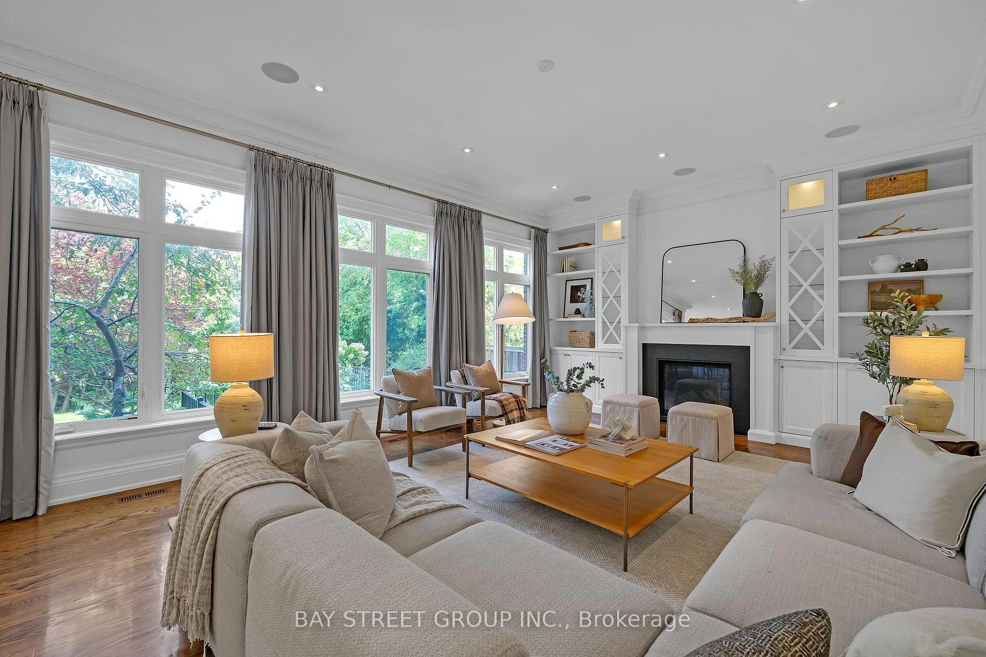 Photo 36 of 28 Carnwath Crescent, North York, St. Andrew-Windfields — HOMEH